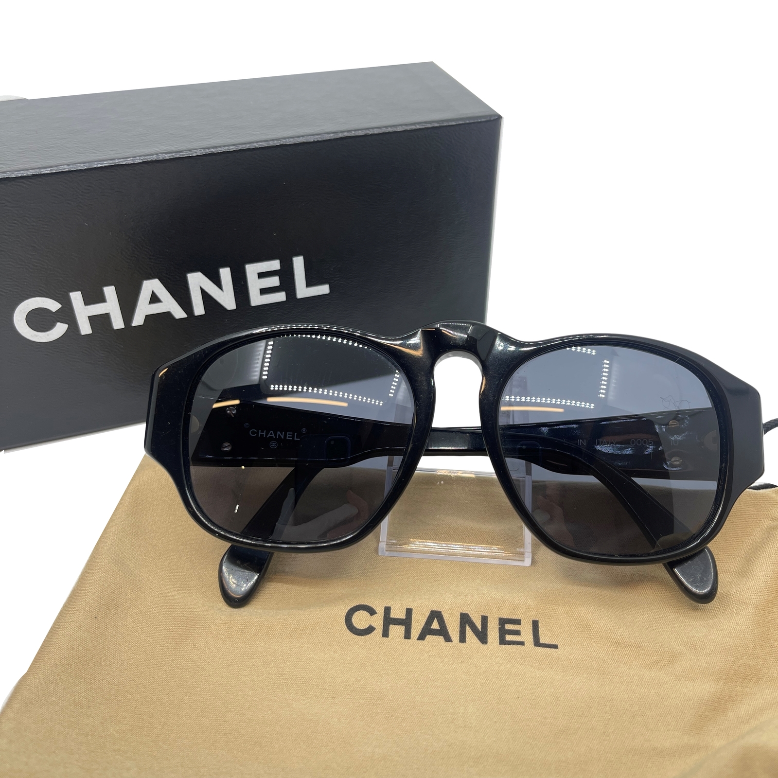 Authentic CHANEL Gold CC 0005 Sunglasses Black Jelly/Plastic #36635014