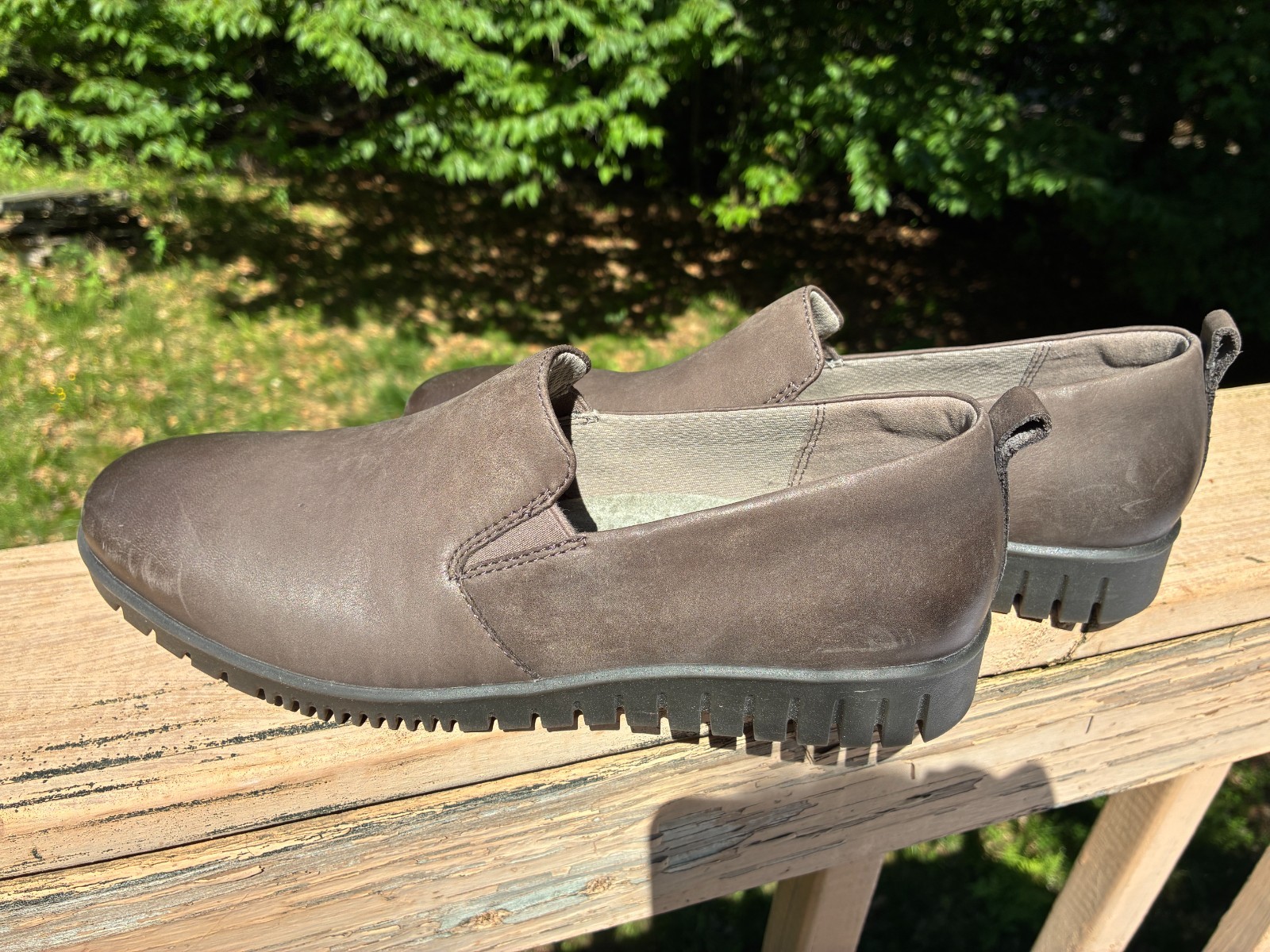 Dansko Linley 9142-947800 Womens Gray Loafers size 40 Slip Ons Leather Shoes
