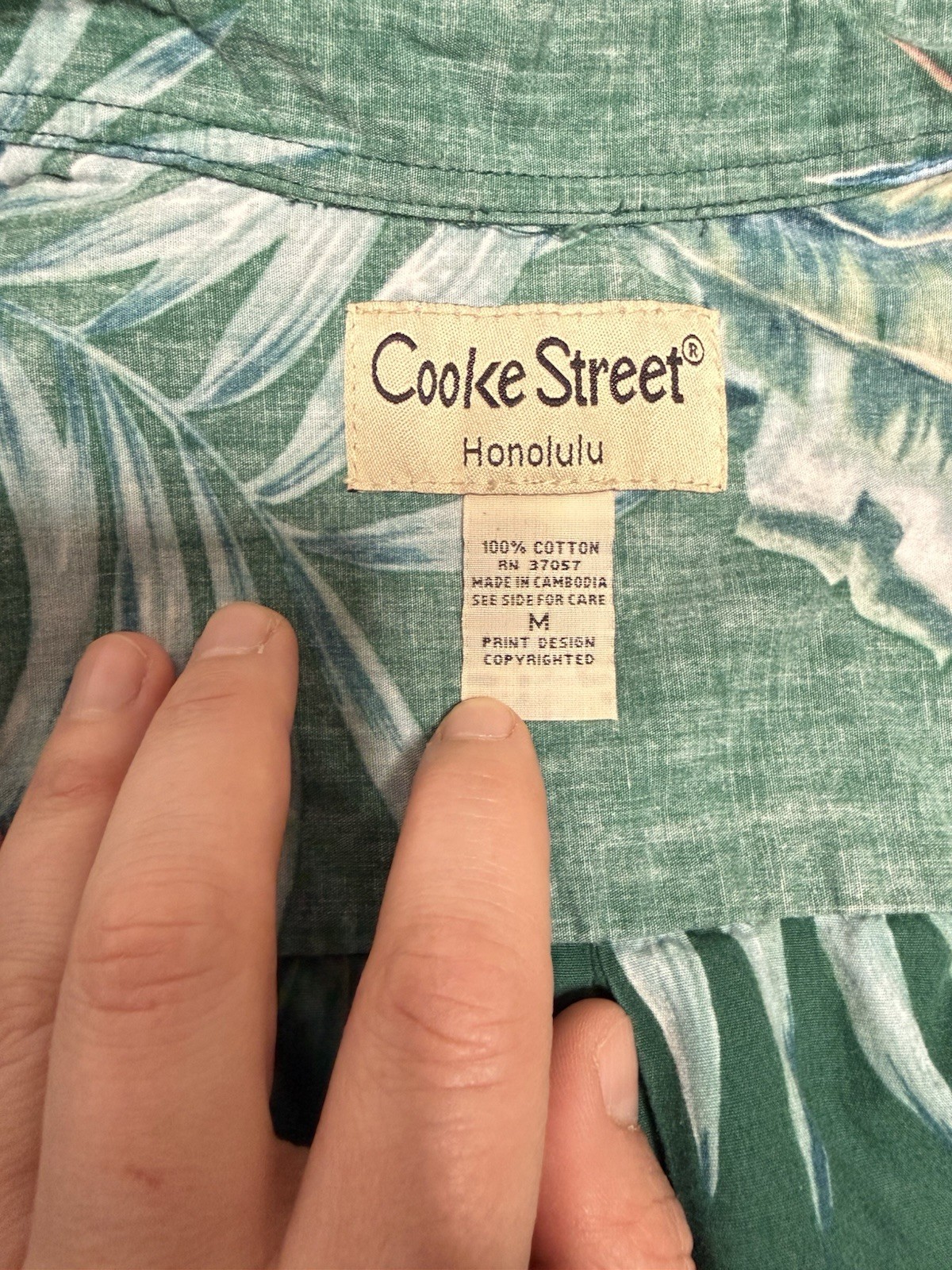Cooke Street Honolulu Men’s Short Sleeve Bird Of Paradise Button Down Cotton M
