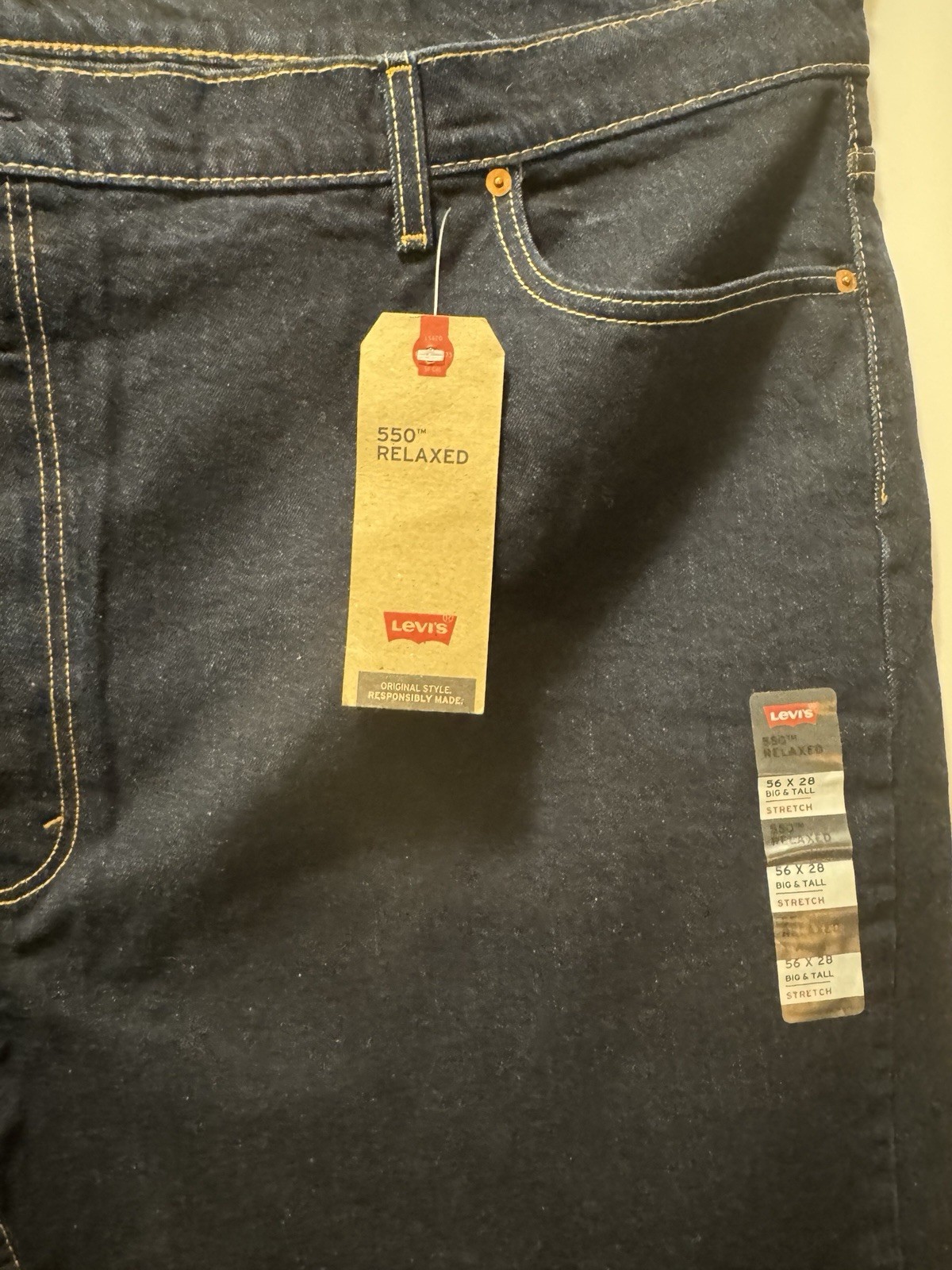 Levi’s 550 Relaxed Jeans Men’s 56×28 Big & Tall Stretch Dark Wash NWT B12#11