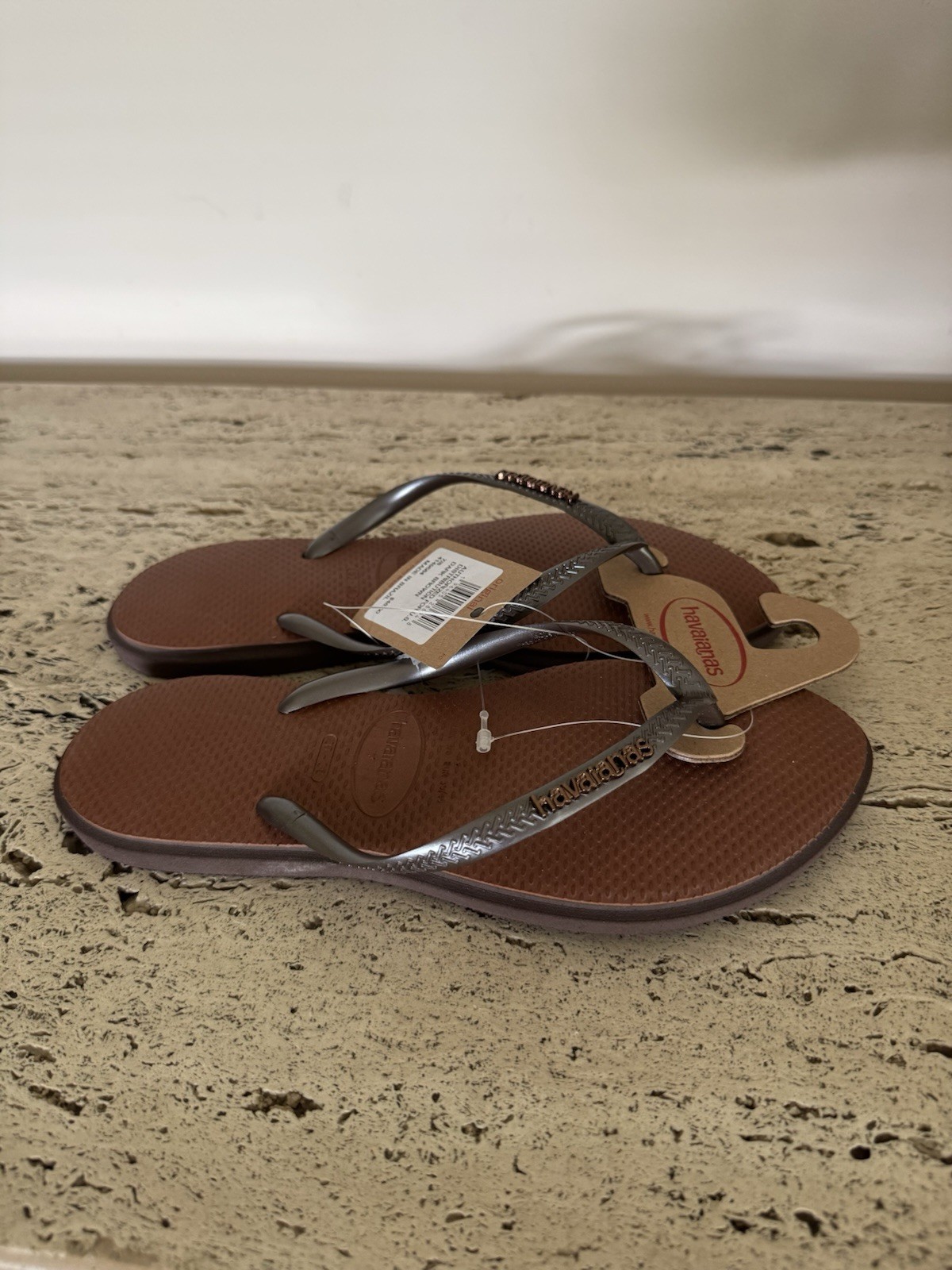 Havaianas Slim Point Flip Flops in Dark Brown. Size 37-38. MSRP $46