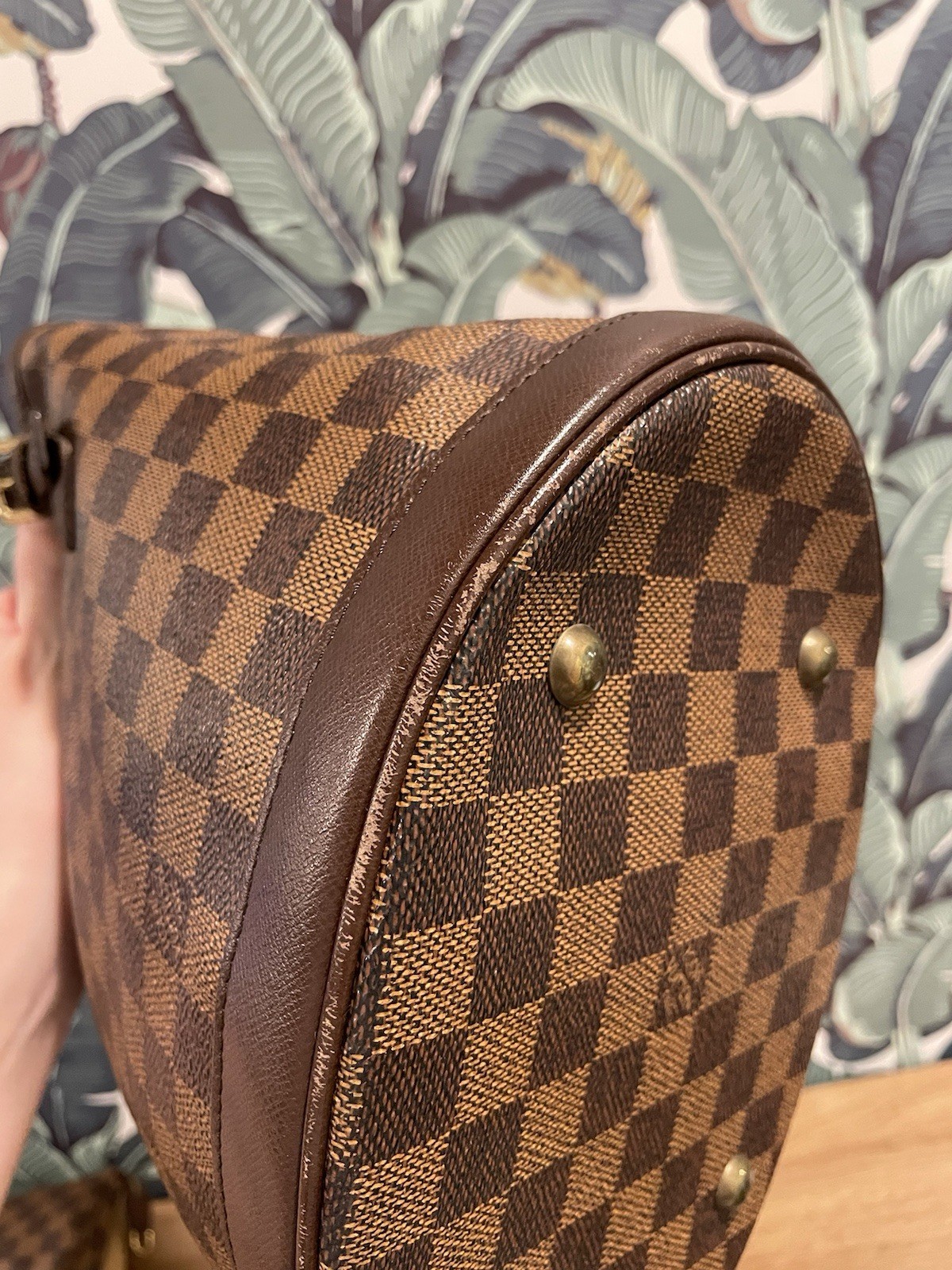 Louis Vuitton Damier Ebene Marais Bucket Bag 23