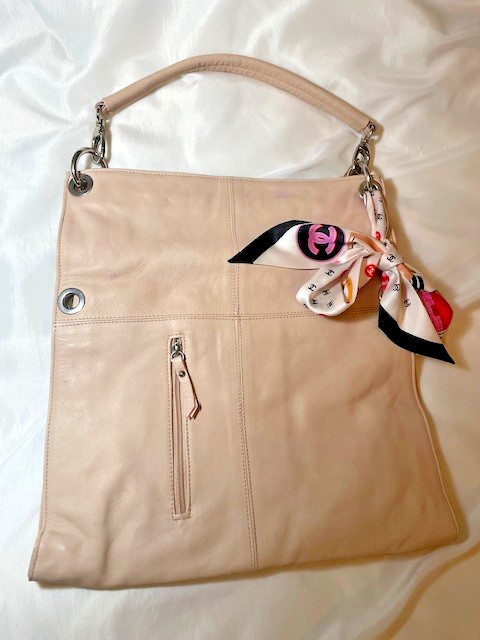 Valentina Pink Leather Top Handle/Shoulder/Clutch Bag, GUC, H & Bottom W 14.5 in
