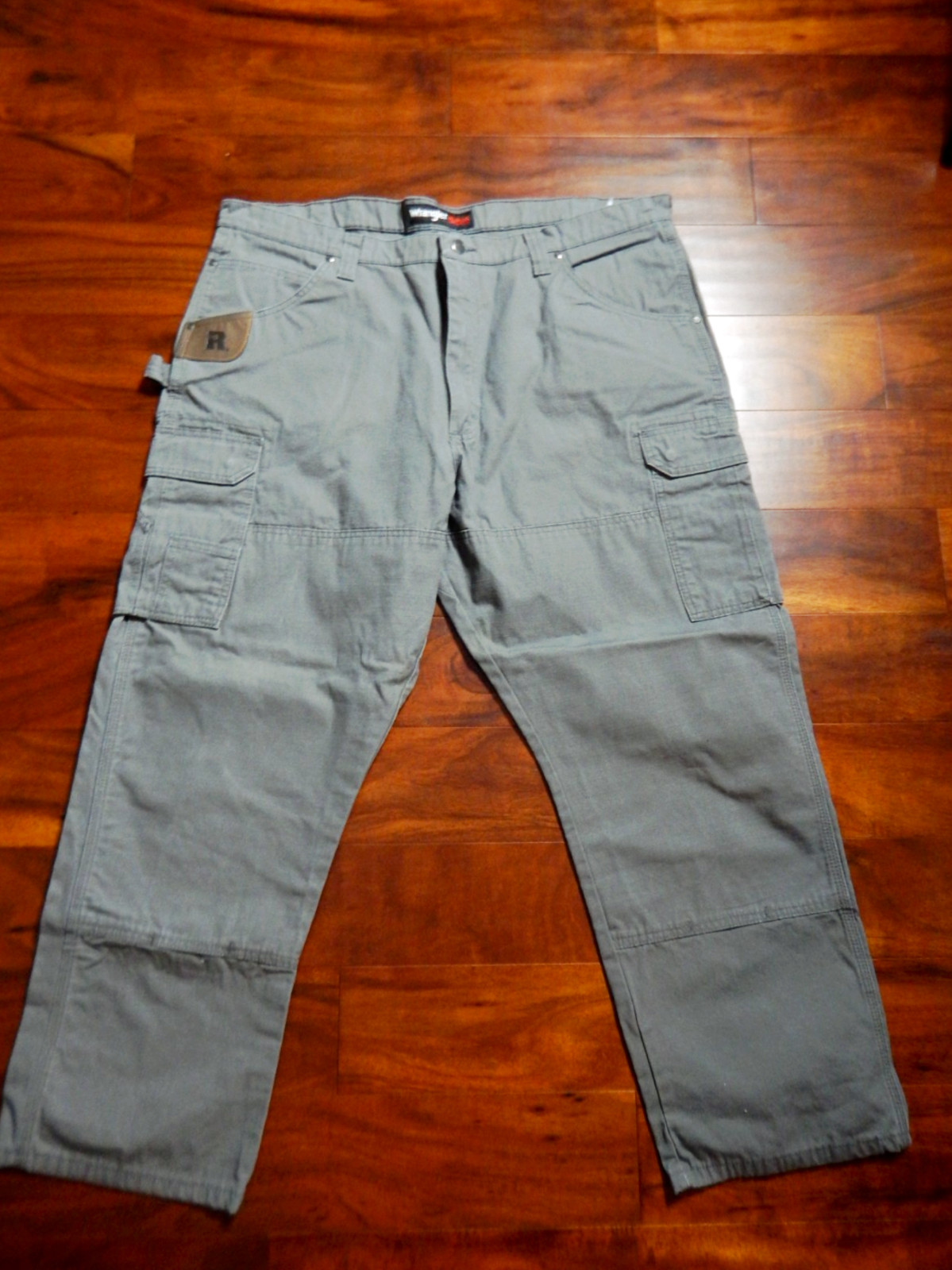 Wrangler Riggs Men’s Workwear Carpenter Olive Green Pants Size W42/L30