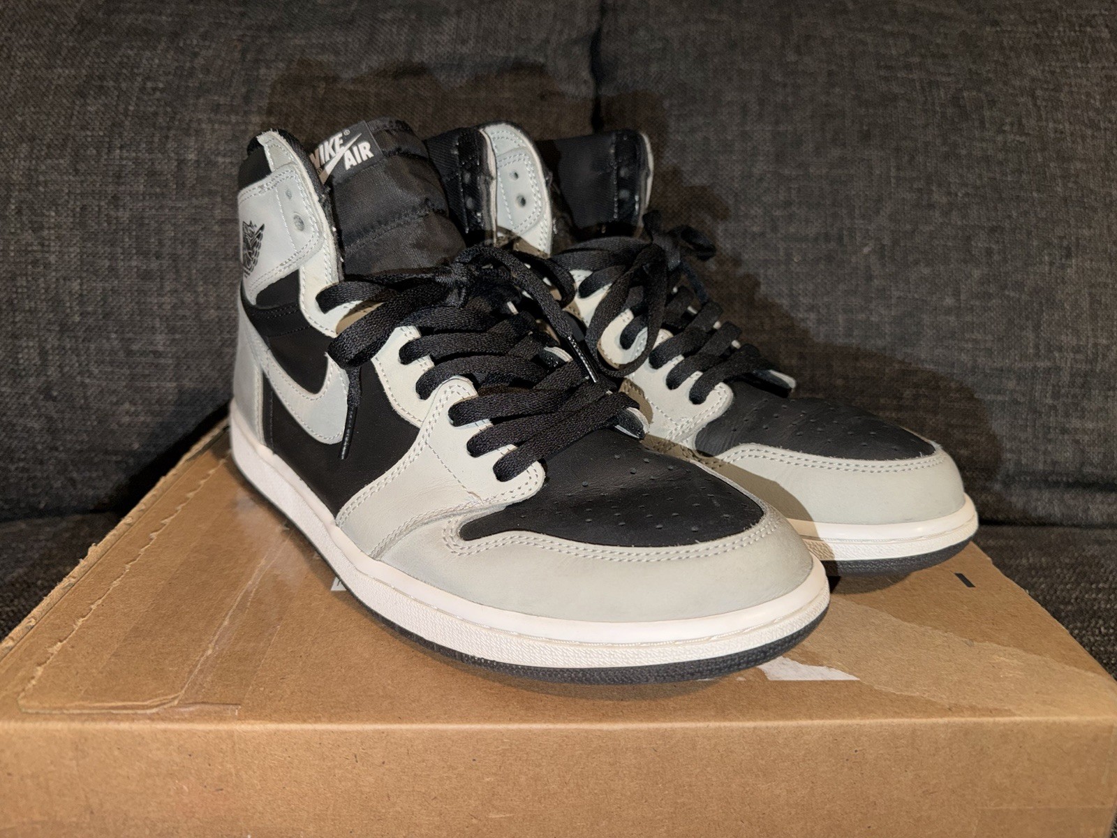 Nike Air Jordan 1 High Top Men’s Leather Basketball Sneakers Black/grey