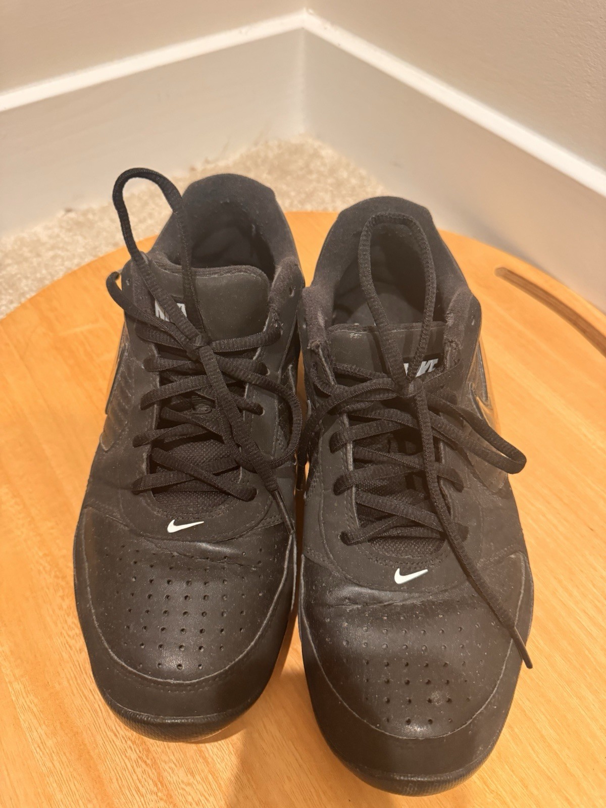 Nike Air Black Lace Up Men’s Low Top Athletic Sneakers