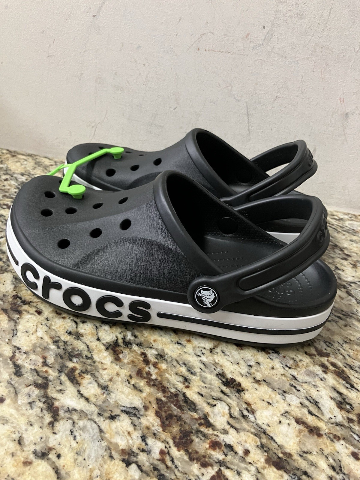#60) Crocs Bayaband Clog Black White Mens 5 Womens 7 Classic Comfort NWT unisex