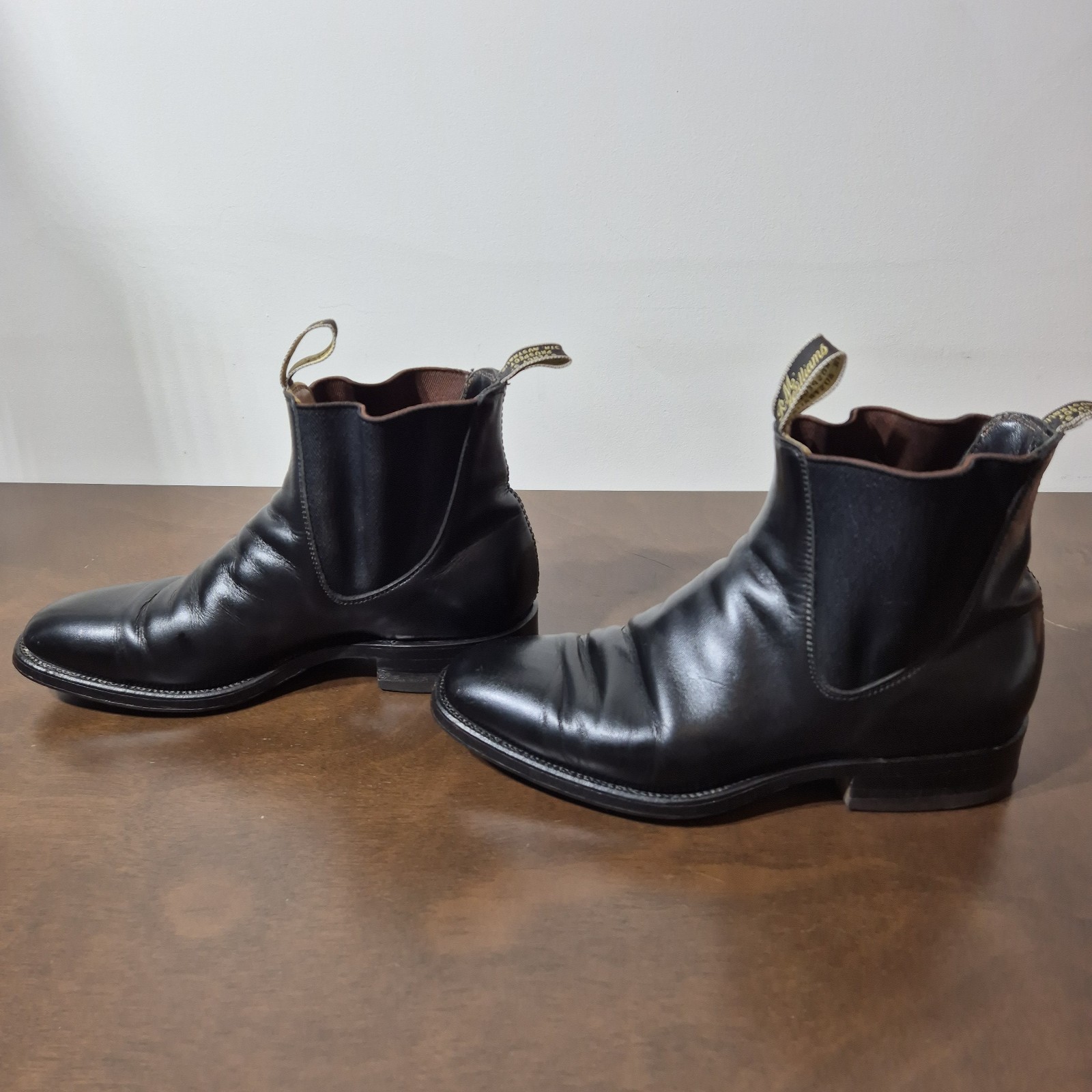 R.M. Williams Comfort Craftsman Boots Black Leather Chelsea Size 7G Wide Topy