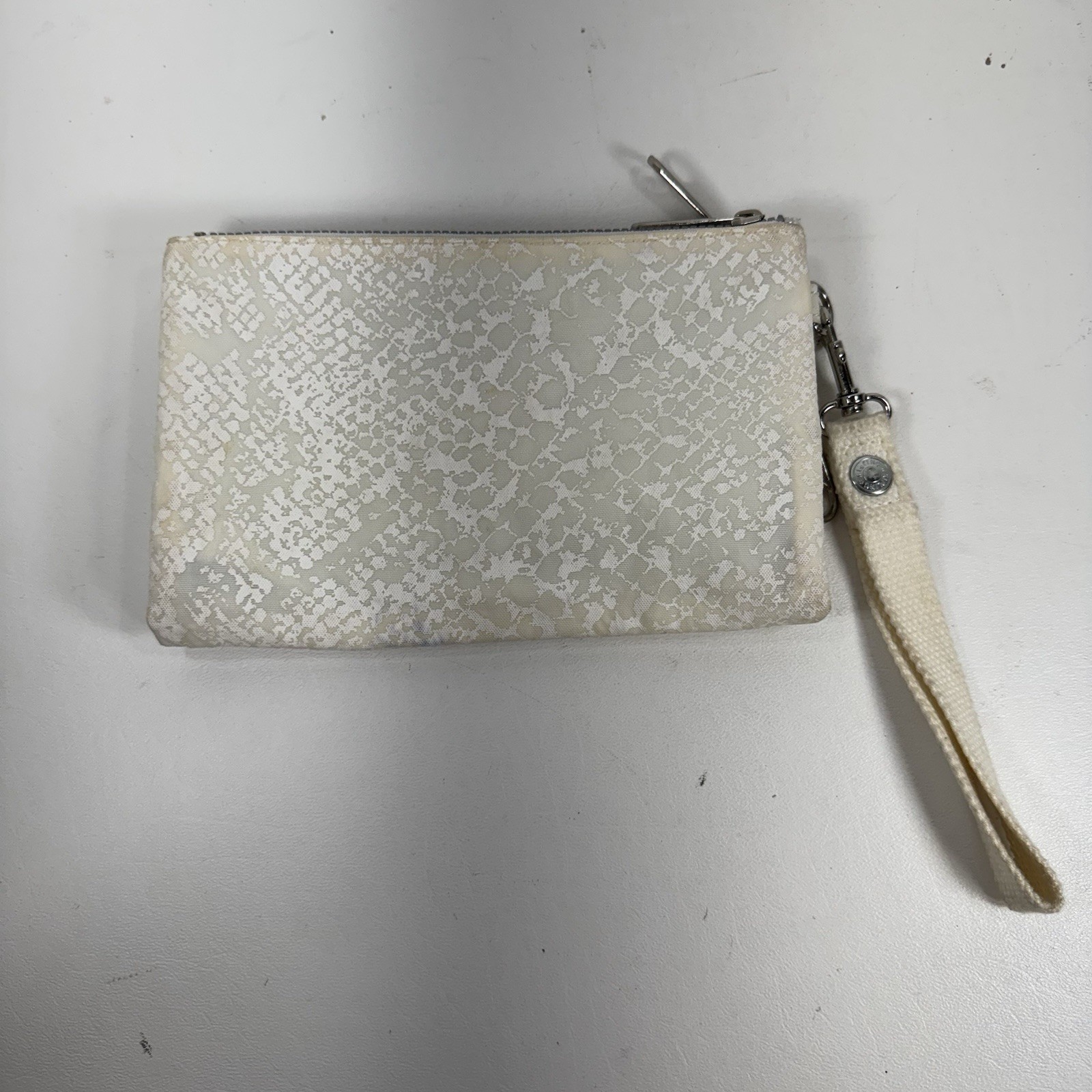Kipling White & Gray Snakeskin Print Canvas Zipper Wristlet Pouch Front Pocket