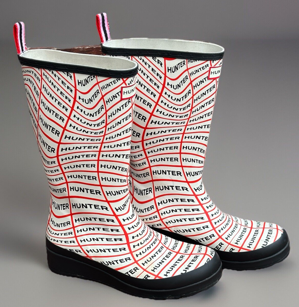 Hunter Women’s Rain Boots 12.75″ Play Sonic Wave Logo Sz 8 Black White Red EUC