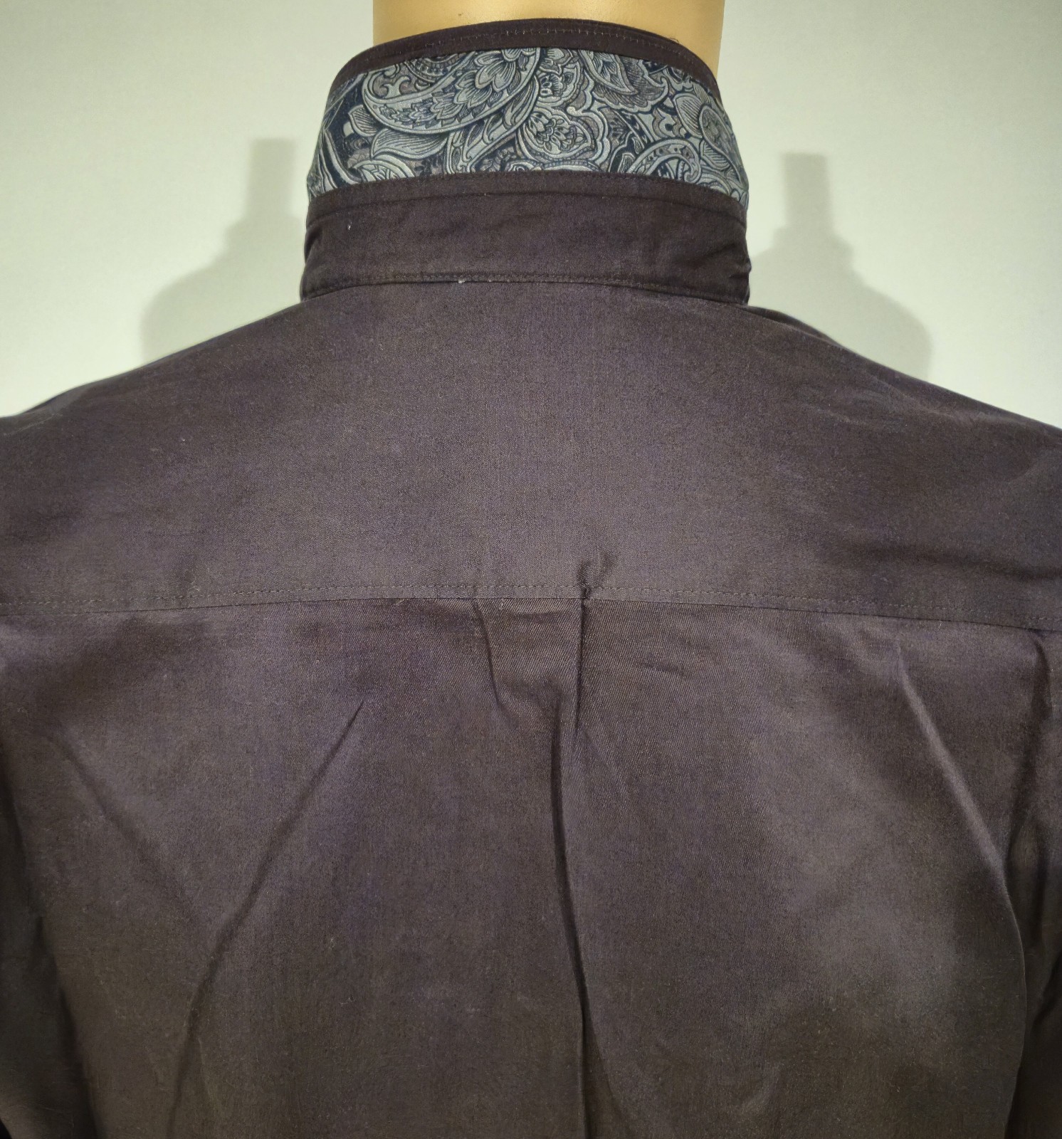 NWT $348 ROBERT GRAHAM AMAIRA 2 EMBROIDERED FRONT EAGLE BERRY COTTON SHIRT M