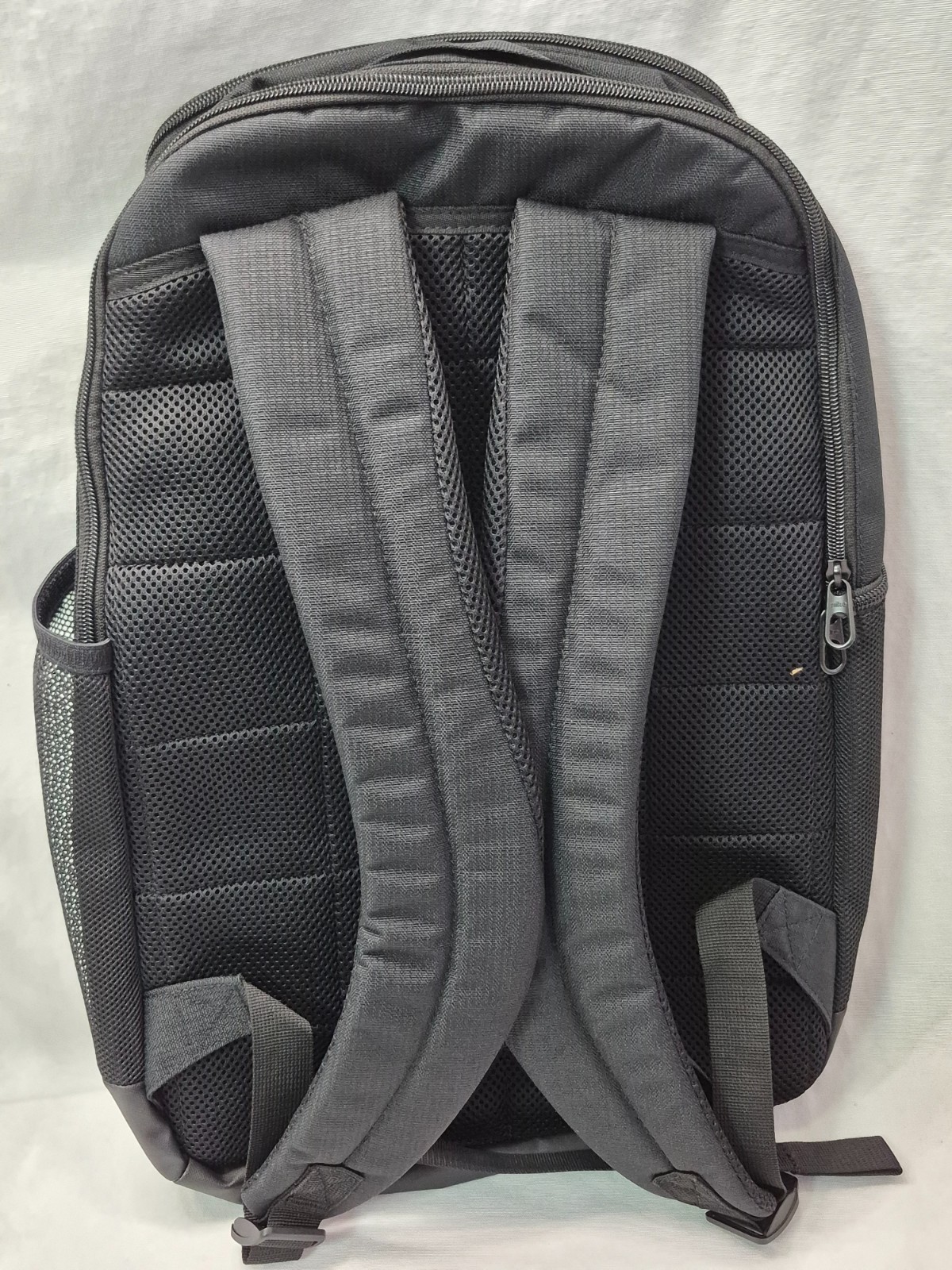 Nike Unisex Adult Gameday Brasilia 9.5 Training Backpack, Blk/White, M *MSRP $47