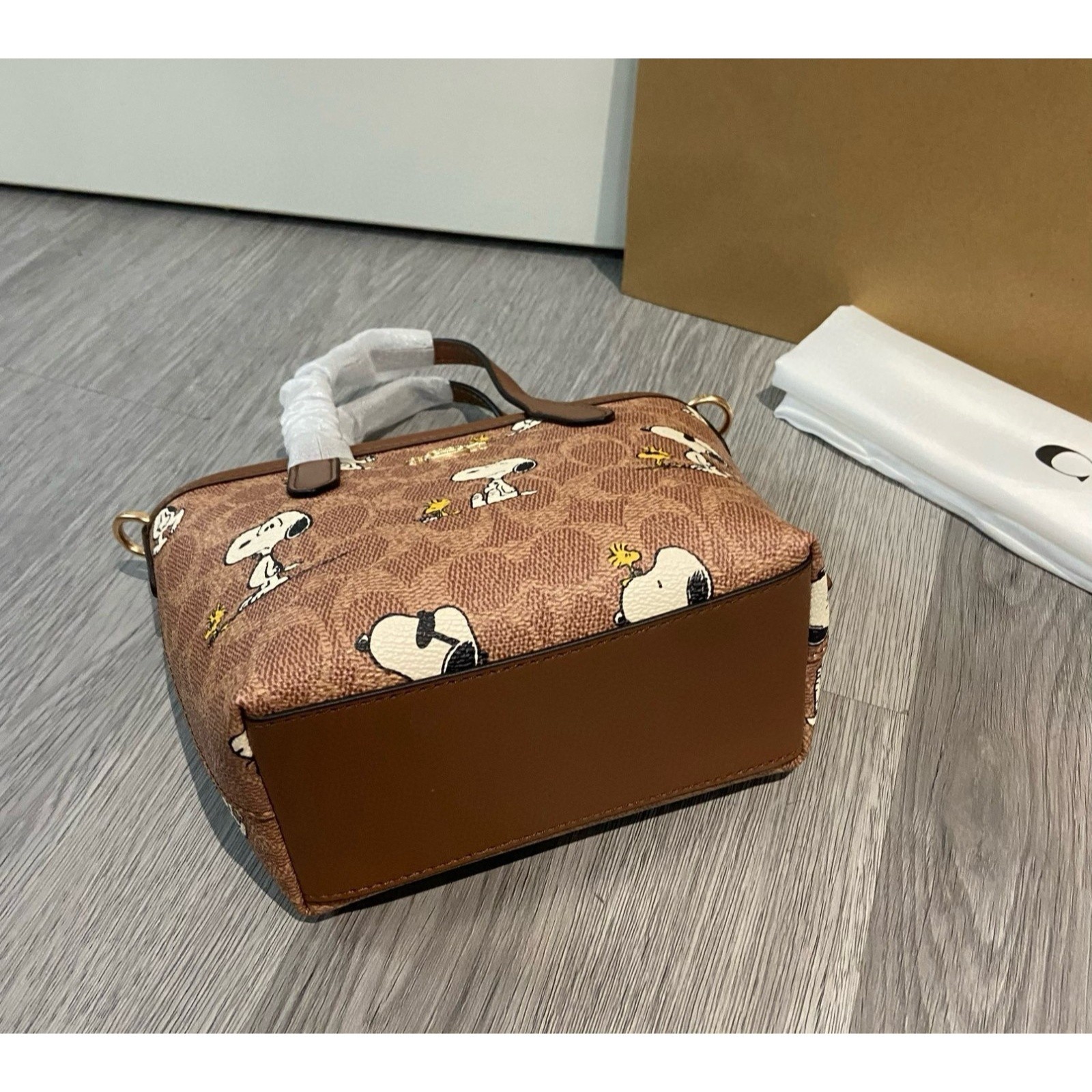 Coach X Peanuts City Mini Tote Bag Signature Canvas Snoopy Print CBS83 OutletNEW