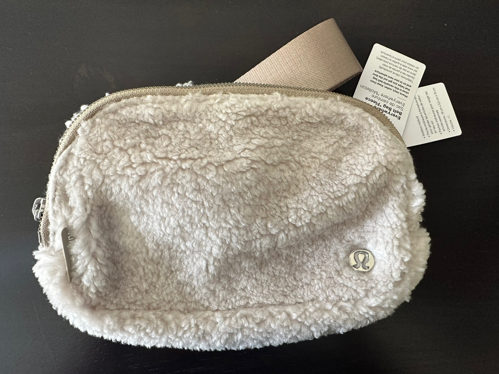 Sealed- Lululemon Everywhere Fleece Belt Bag Natural Light Ivory Trench Fur