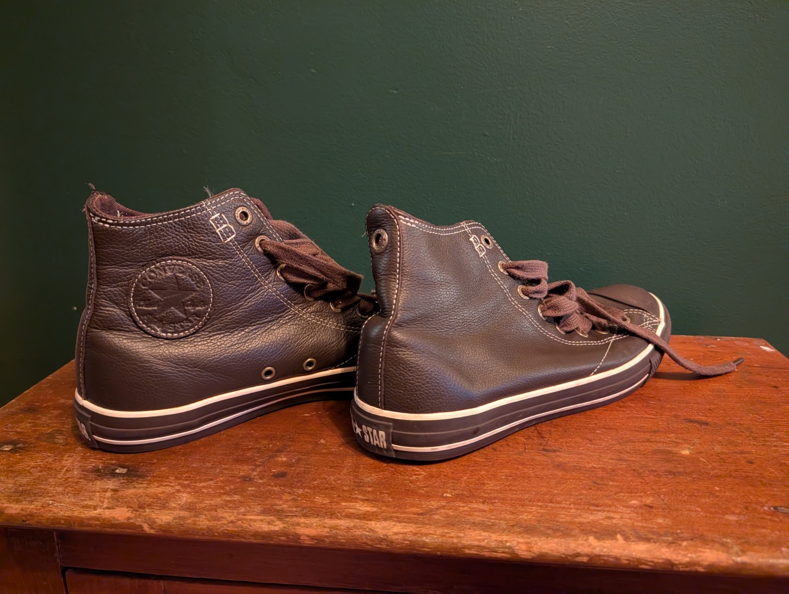 Converse All Star High-Top Leather Sneakers – Dark Brown – Men’s Size 9