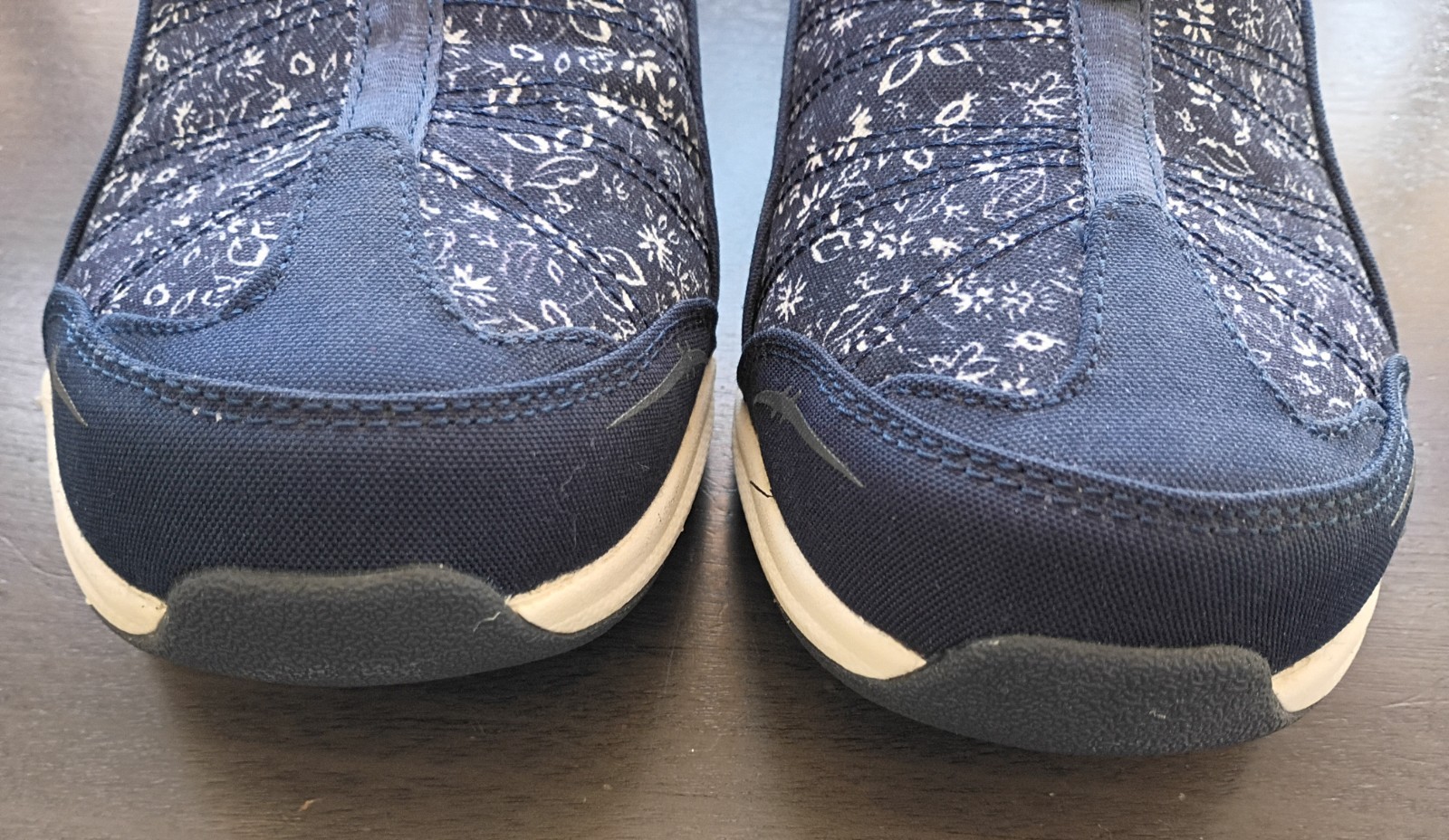 Skechers Relaxed Fit Air Cooled Womens 9 Navy Blue