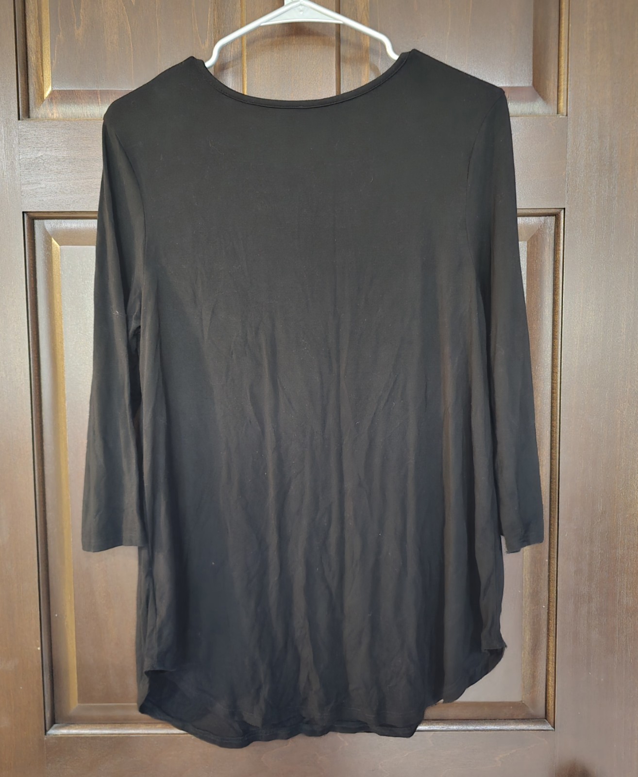 Lime n Chili Black Crisscross V-Neck Women’s Tunic Top Size L
