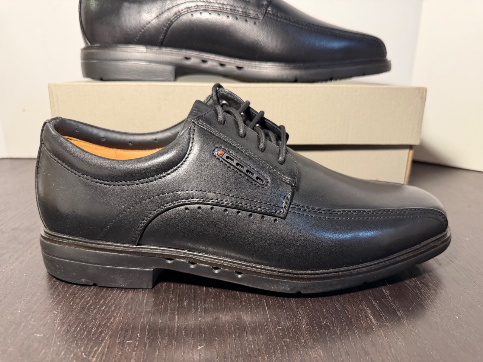 Clarks Un Kendric Way Leather Dress Shoes Black Mens 8W (Wide)