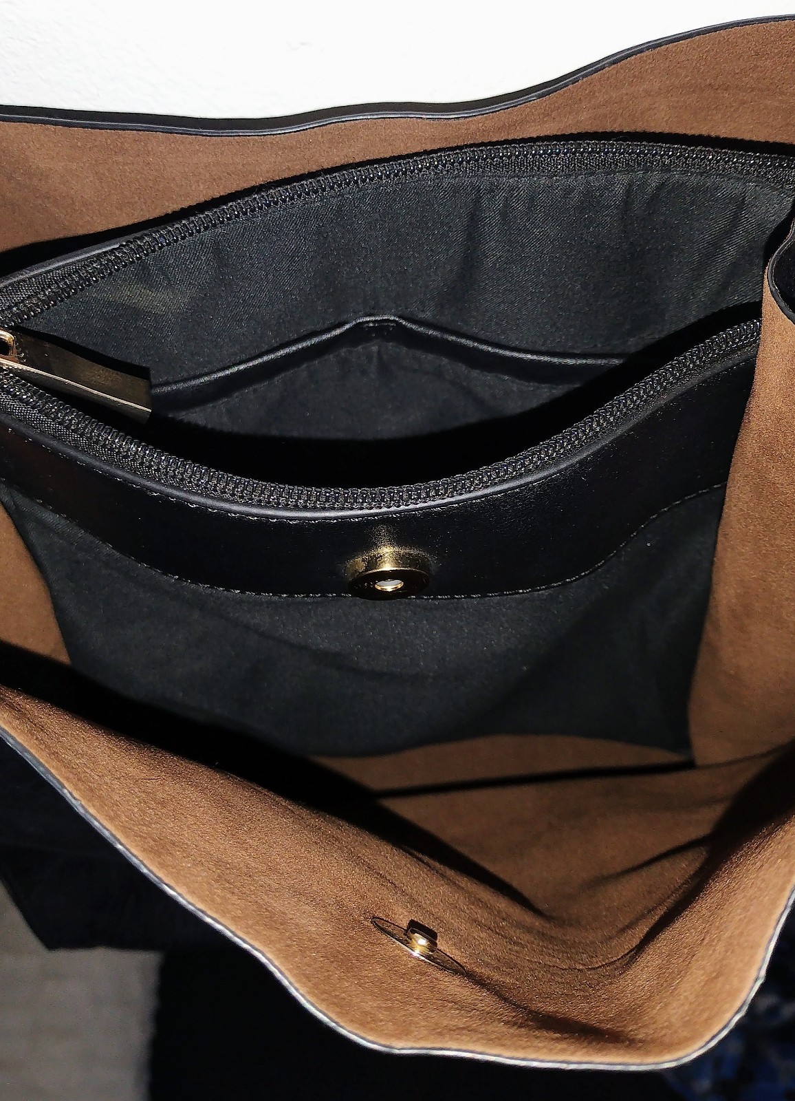 Purse Buckle Snap Zipper Pocket Strap Faux Leather NWT Built In Keychain