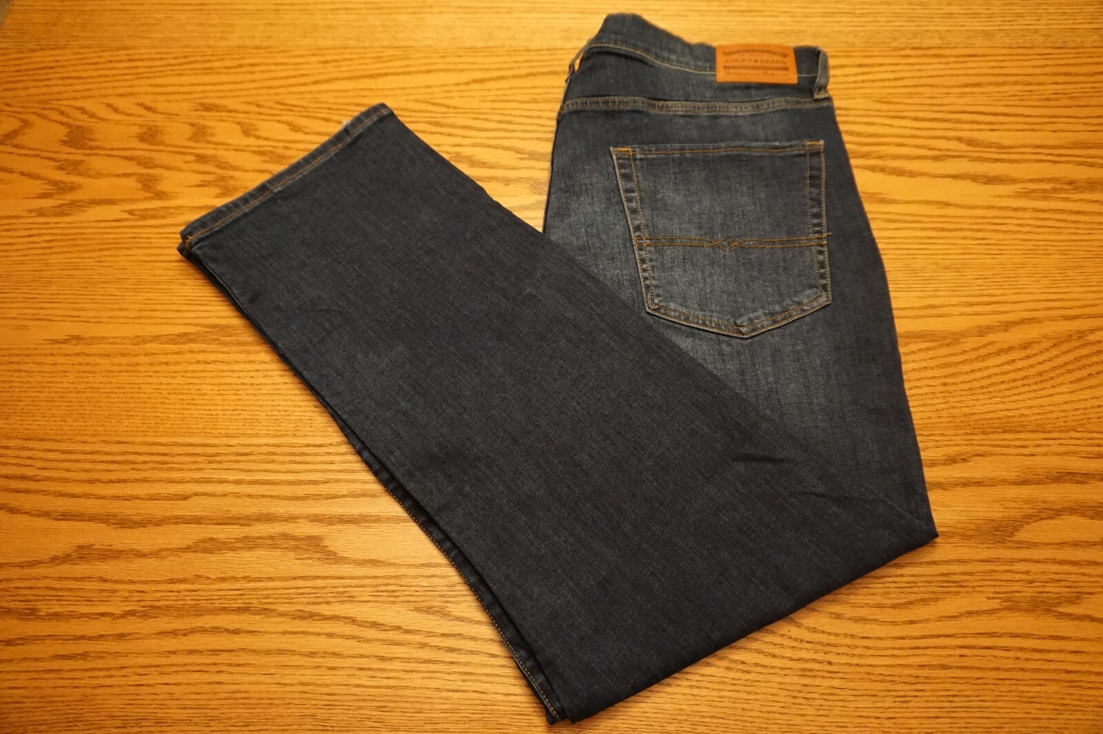 NWT MEN’S LUCKY BRAND JEANS 223 Multiple Sizes Straight At Waist Stretch Blue