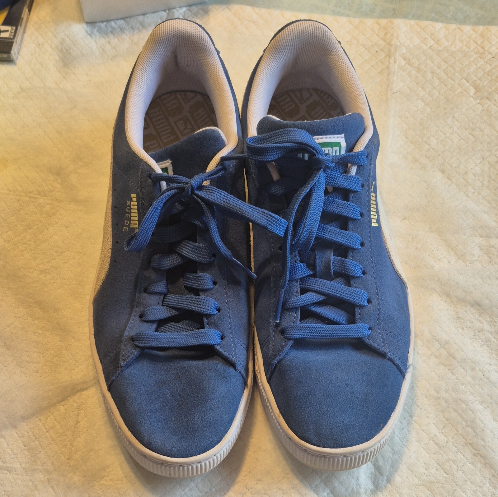 PUMA Suede Blue/Beige/White Solid Suede Low Top Lace Up Men’s Sneaker