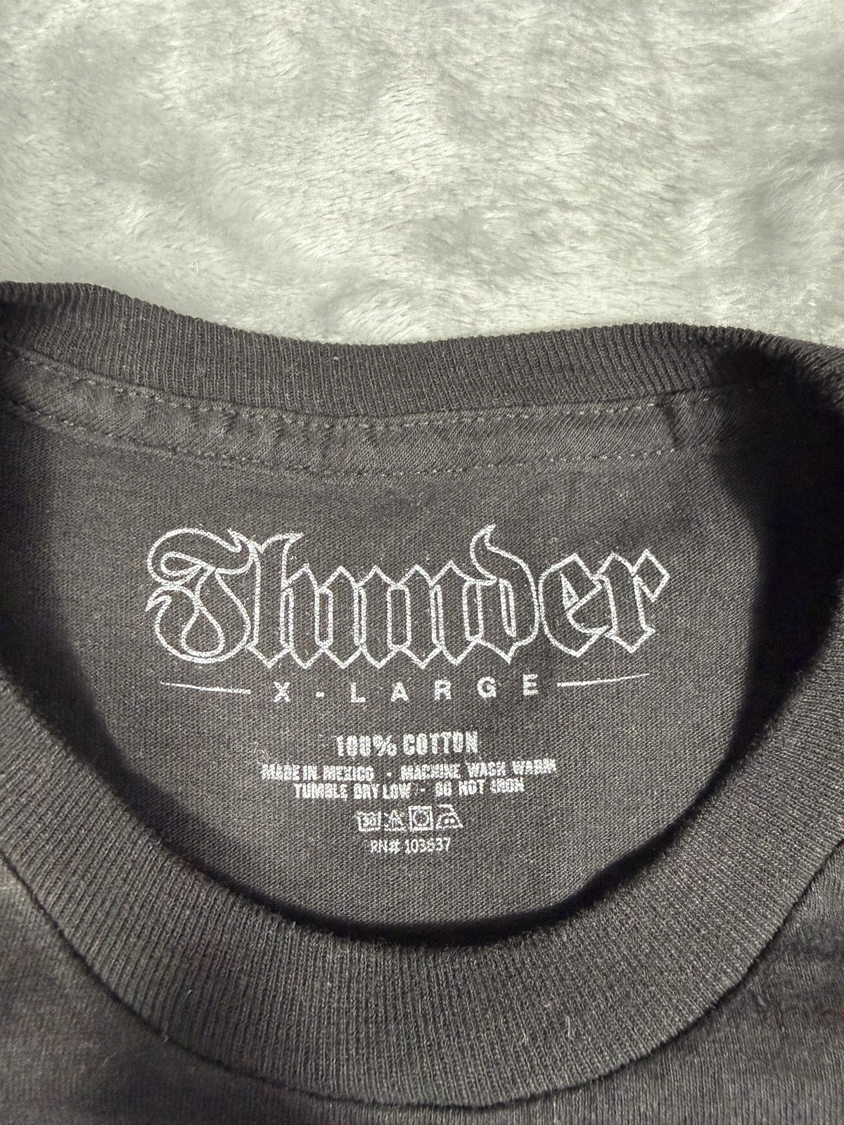 Thunder Trucks Shirt Mens Extra Large Black Graphic Tee Skateboarding Streetwear