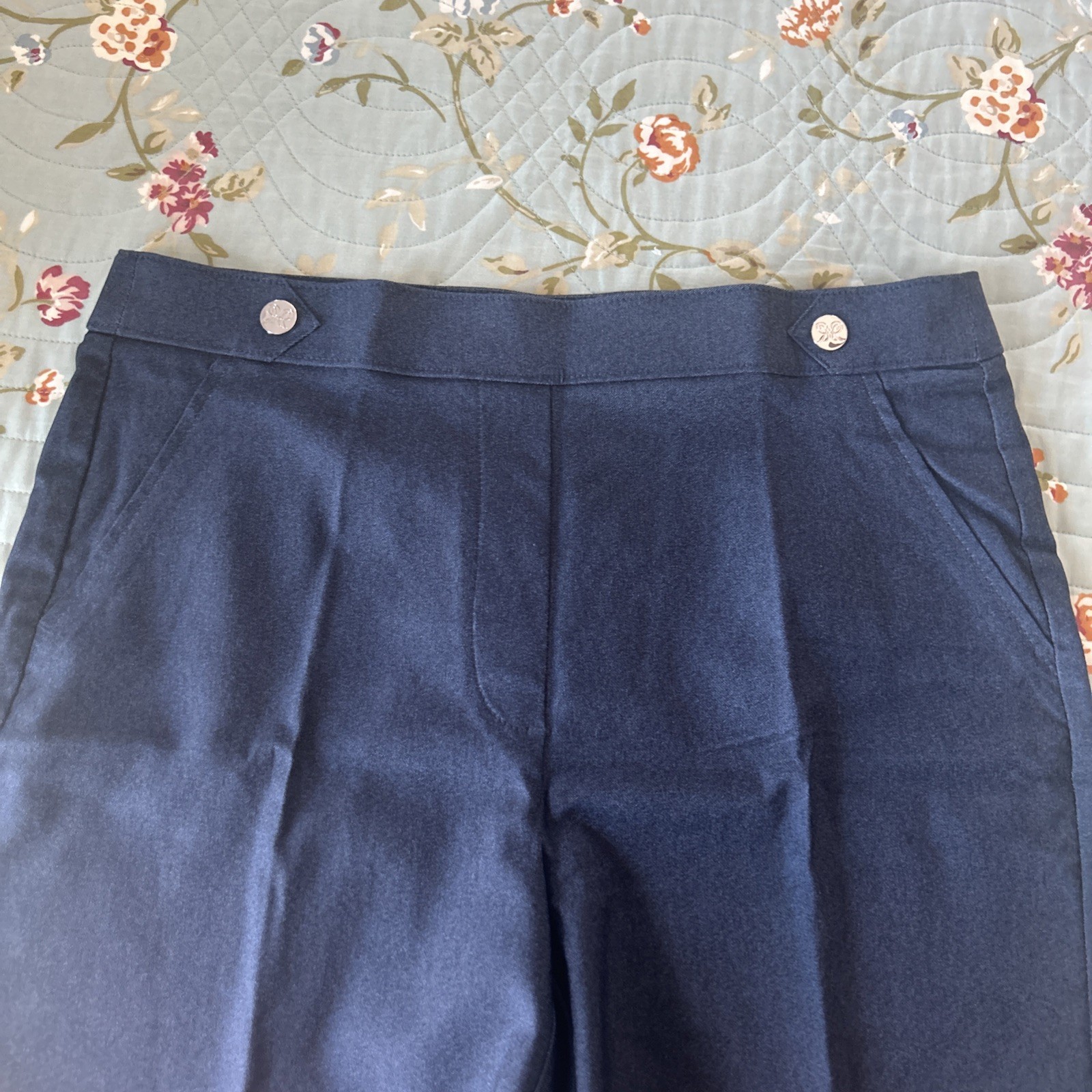 Rafaella Blue Women’s Stretch Comfort Waistband Bermuda Shorts Size 12 NWOT