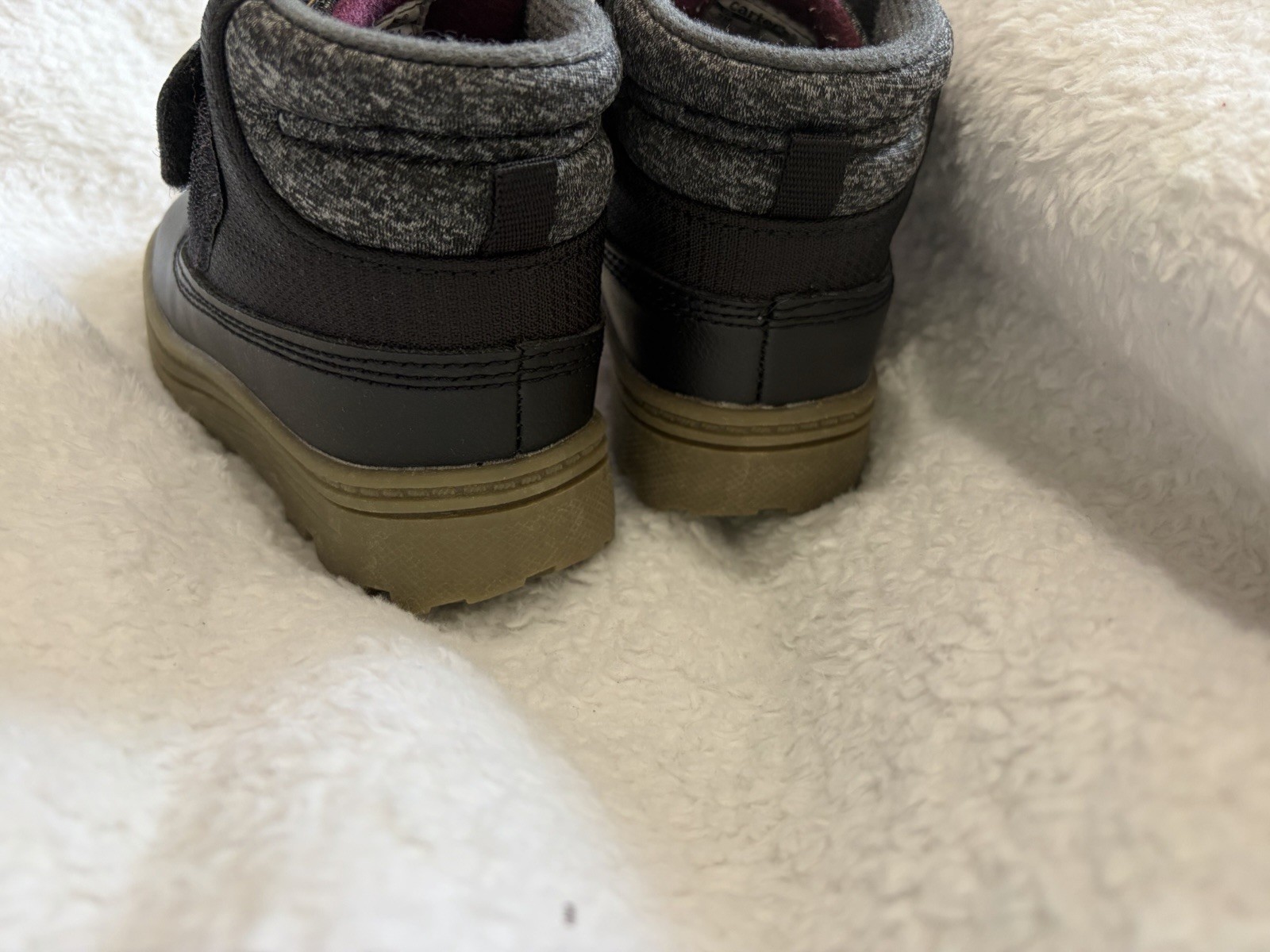 Carter’s Unisex Kids Size 6 Black/Gray Ankle Bootie Hook & Loop Round Toe