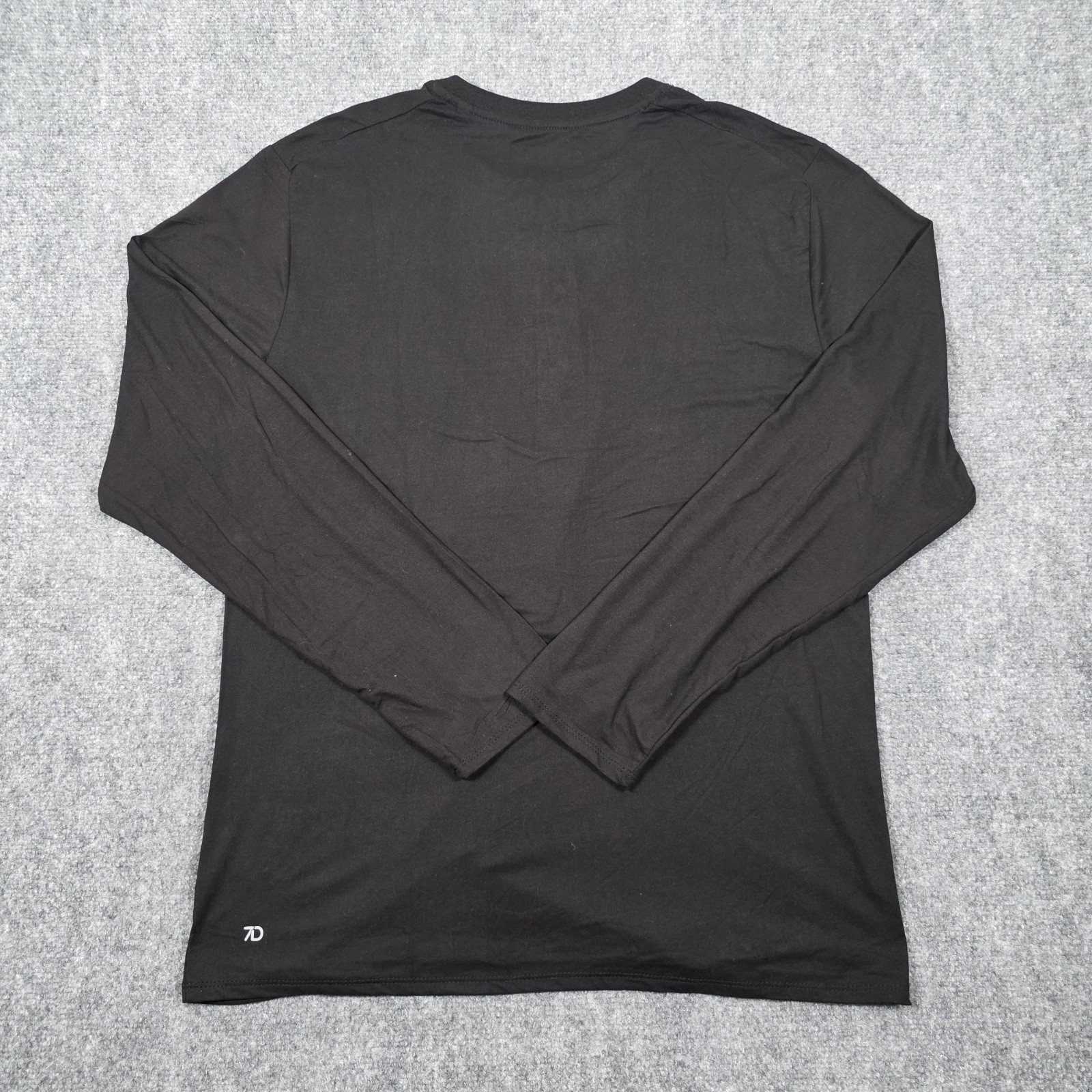 7 Diamonds Core Henley Men’s M Black Performance Lightweight Shirt Long Sleeve