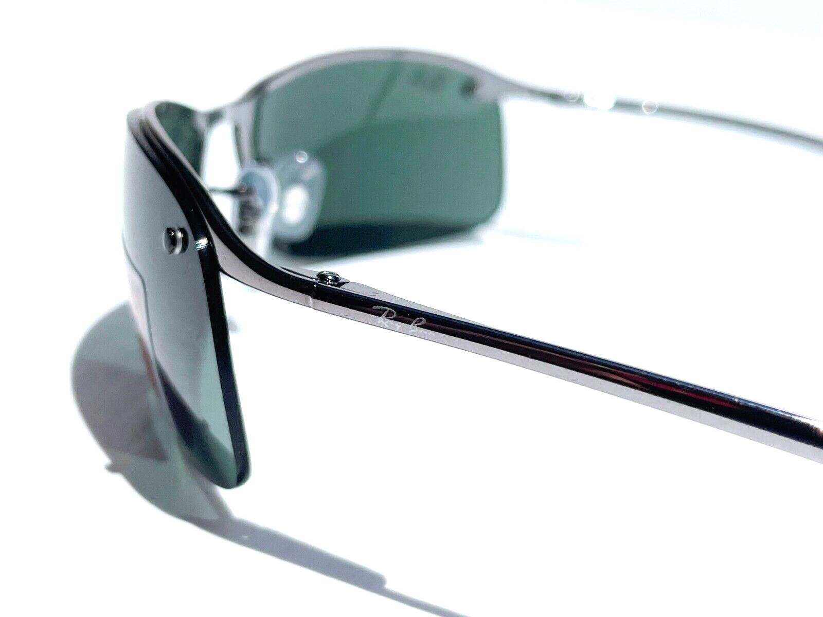 NEW Ray Ban Gunmetal UV PROTECTIVE Dark Green Lens Sunglass RB 3183 004/71