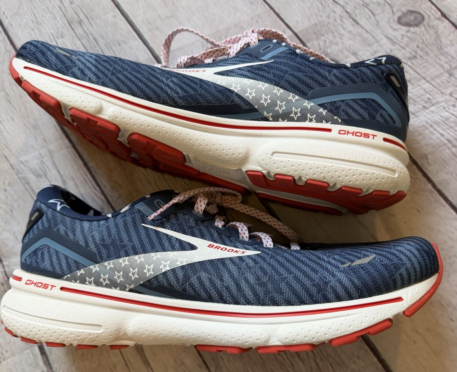 Brooks Ghost 15 USA Independence Women Sz 8 Stars Stripes Red White Blue