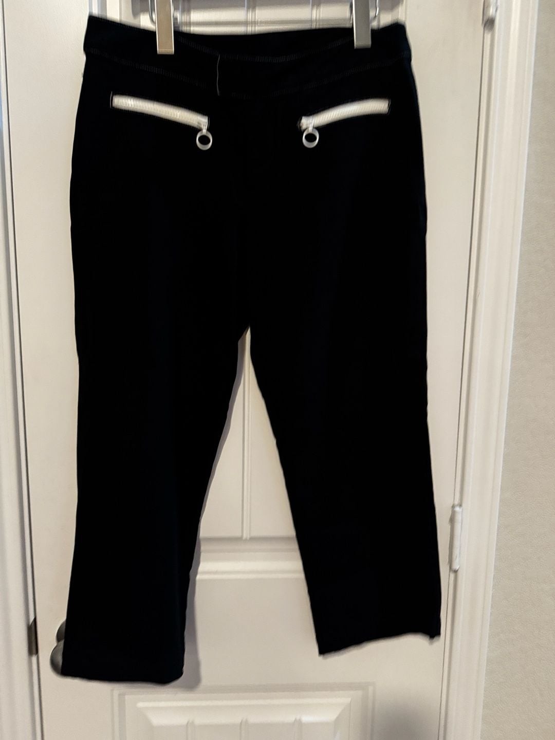Xhilaration Vintage Y2K Black Cropped Capri Pants with Ring Pull Front Zippers