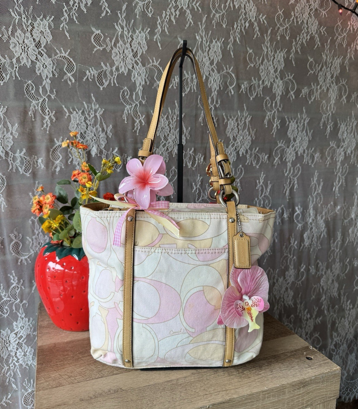 Coach Signature Logo Zip Top Tote Pink/Beige/Ivory Bag Charm Silver Hardware