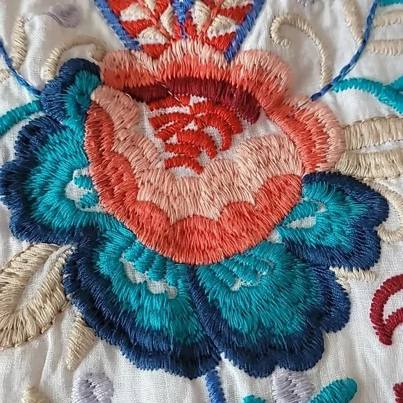 Johnny Was Oman Laceup Swing Embroidered Blouse Size L