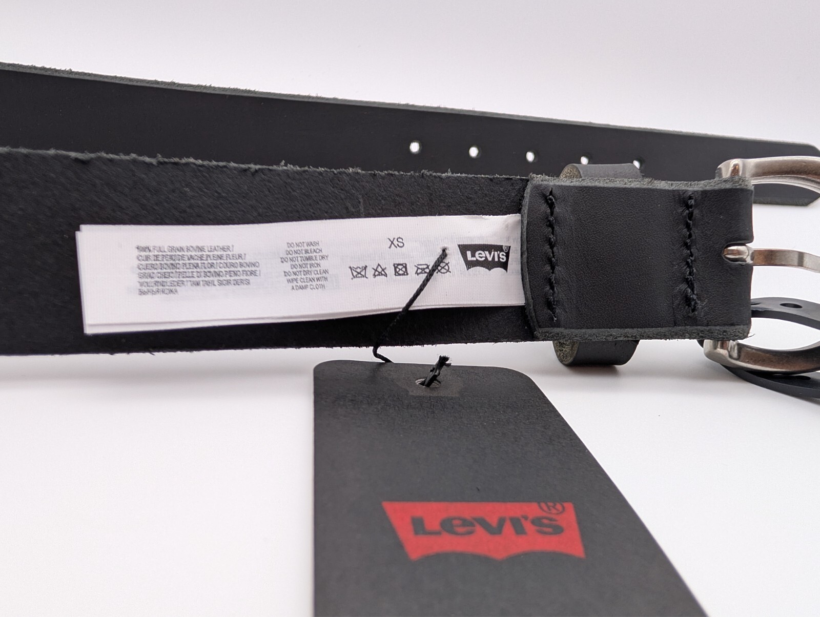 Levi’s 100% Full Grain Bovine Leather Belt, Size: XS 75/30 Brand New with tags