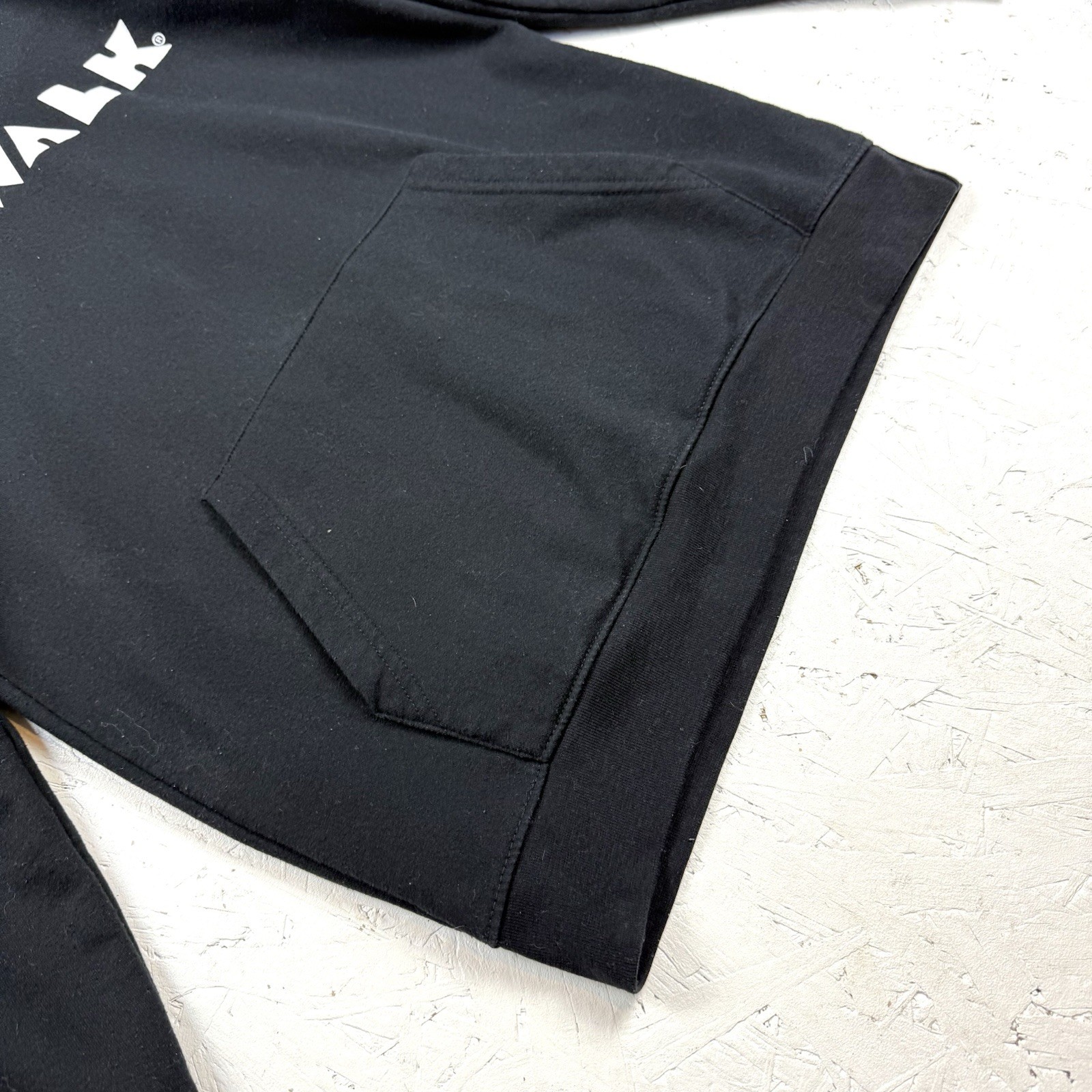 Airwalk Hoodie Men’s Size Small Black Spell Out Logo Skateboarding Y2K Pullover