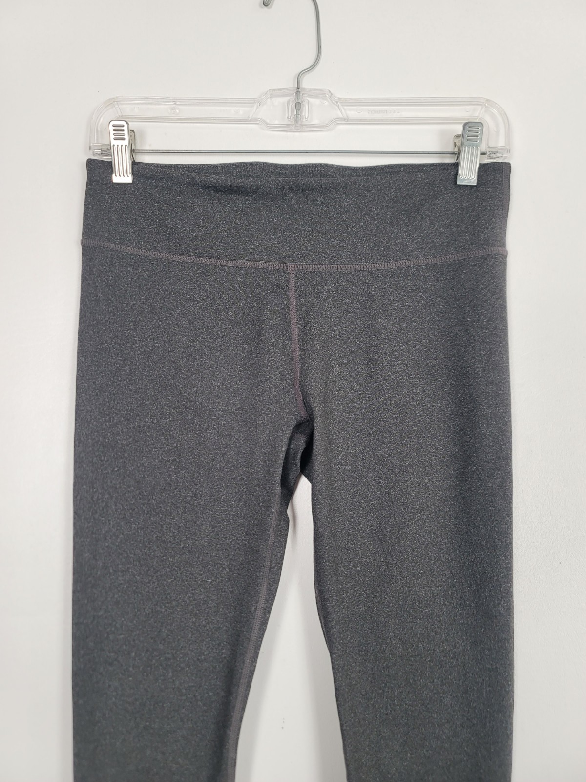 Fabletics Define Mid Rise Heathered Gray Powerhold Tight Leggings Women’s Small