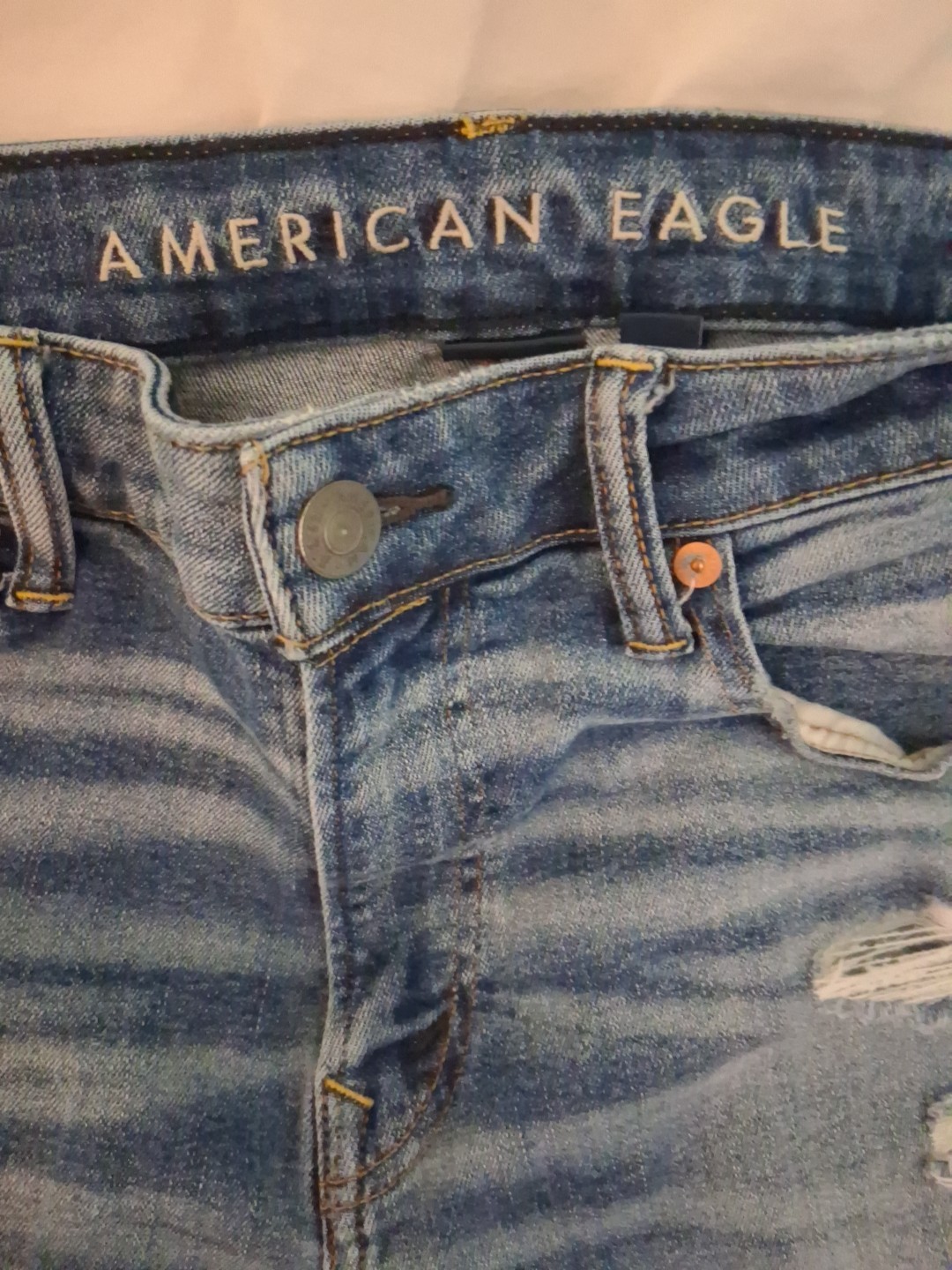 American Eagle Jeans Men’s Original Straight, Air Flex (+) Size 34/33 Destroyed