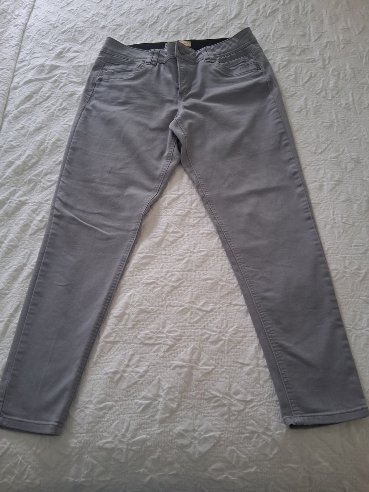 Democracy AB Technology Skinny Jeans Women’s Size 10 Light Grey Stretch Pants