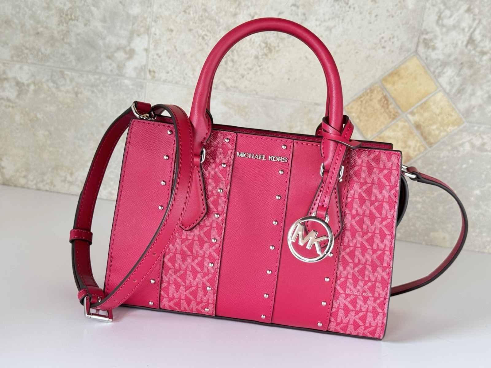 MICHAEL KORS SHEILA SMALL CENTER ZIP SATCHEL SHOULDER BAG MK DARK RASPBERRY