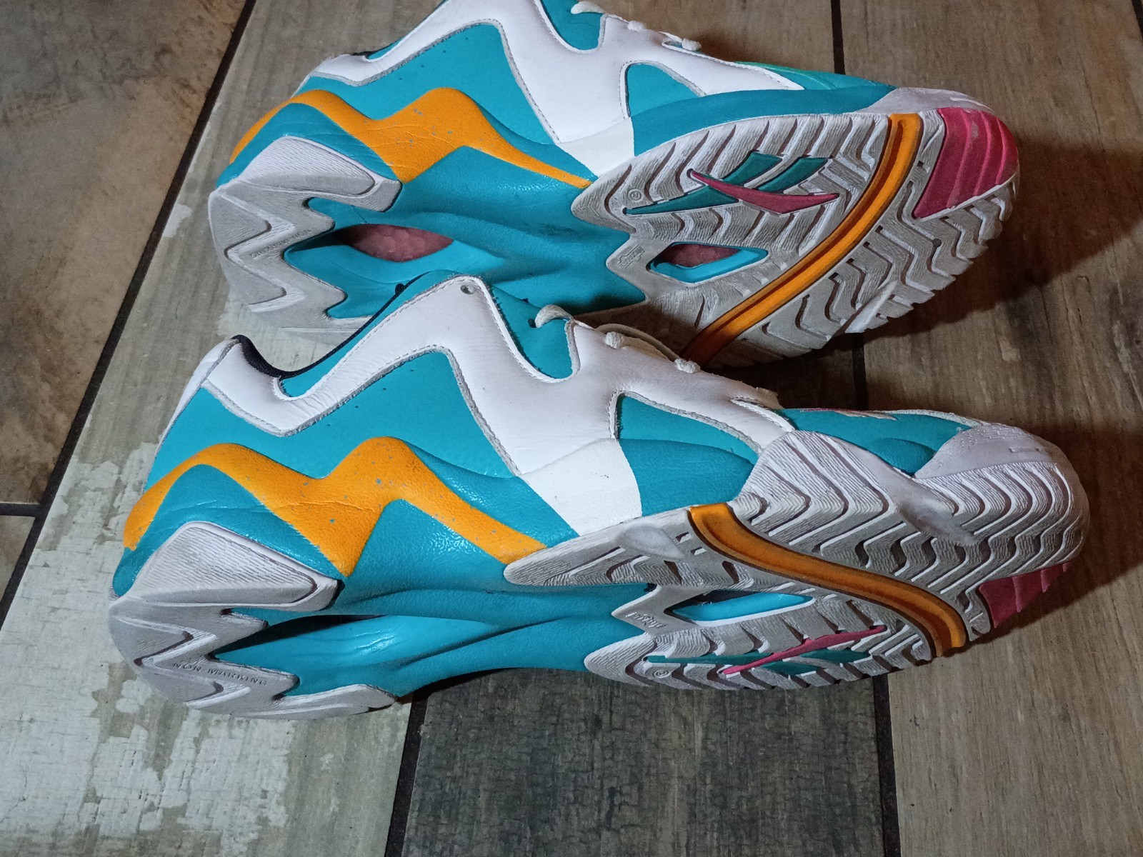 Reebok Kamikaze II Low Shawn Kemp Spearmint White (GX6120) Men’s Size 12 Miami