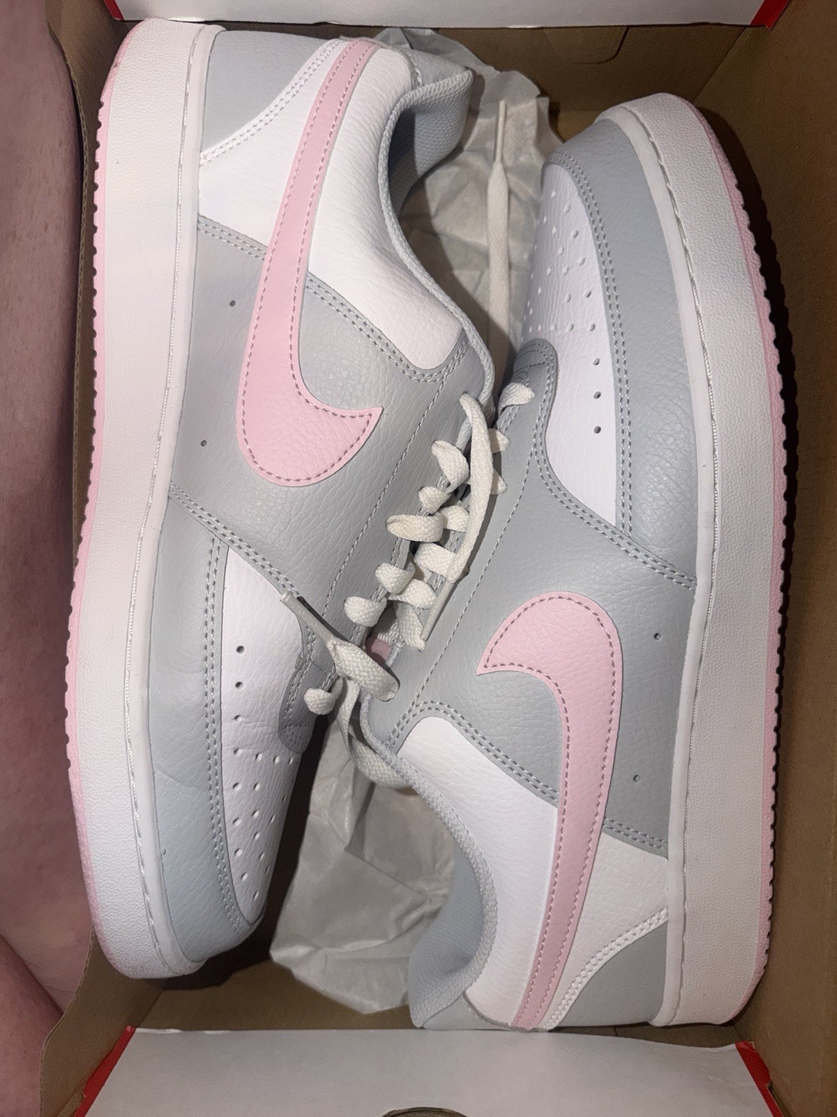 Nike Court Vision Low Women’s Low Top Lace-Up Colorblock Sneakers IB4009 043