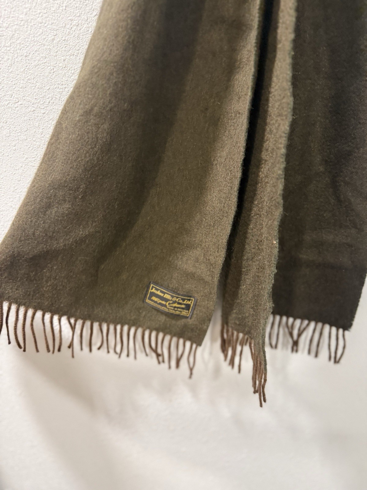 Vintage Joshua Ellis & Co. LTD – Dark Army Green 100% Cashmere Scarf (England)
