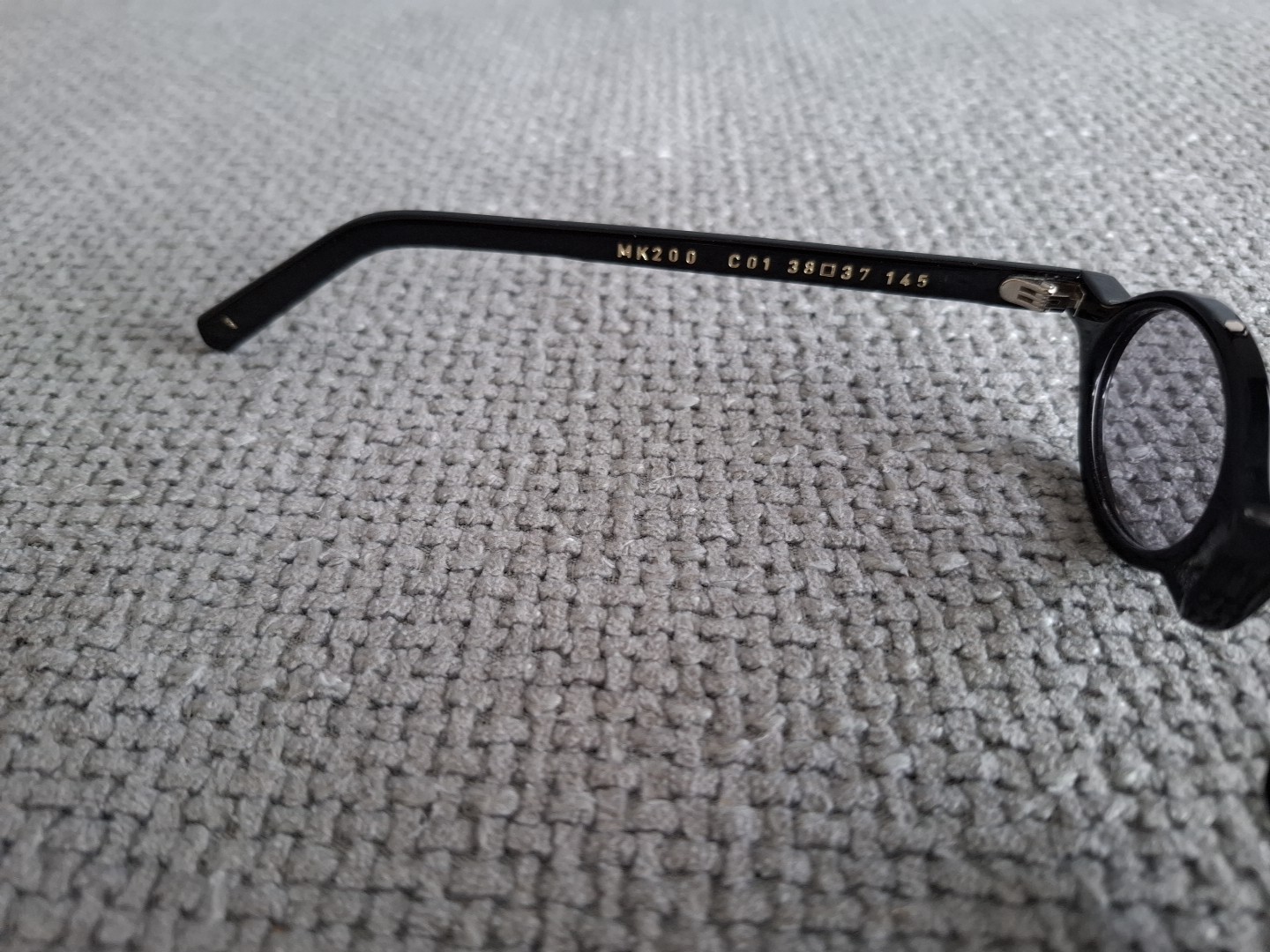 Monokol Oval Minimal Sunglasses MK200 C01 COLOR Shinny Black Gray Lenses 38-37