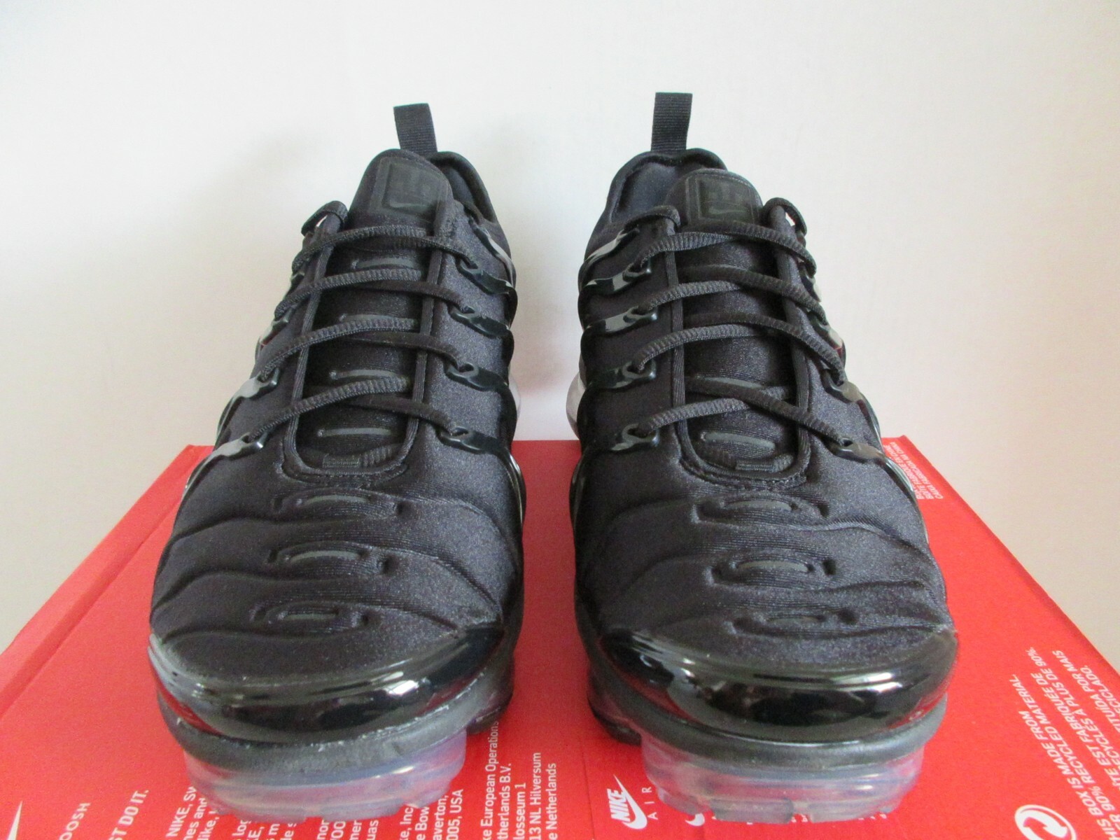 WMNS NIKE AIR VAPORMAX PLUS BLACK-BLACK-ANTHRACITE SZ 9.5 [DH1063-001]