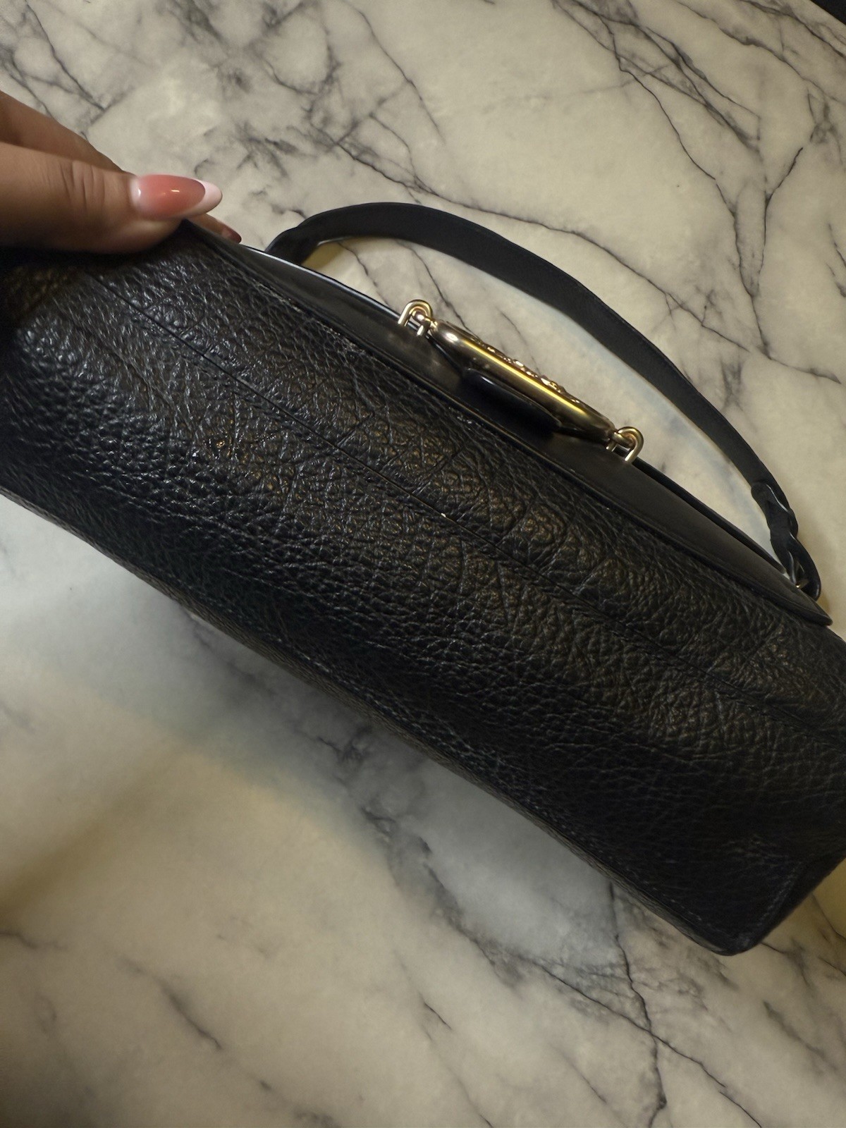 Coach Black Pebbled Shoulder Bag Turn Lock, Horse Carriage, Gold Hardware