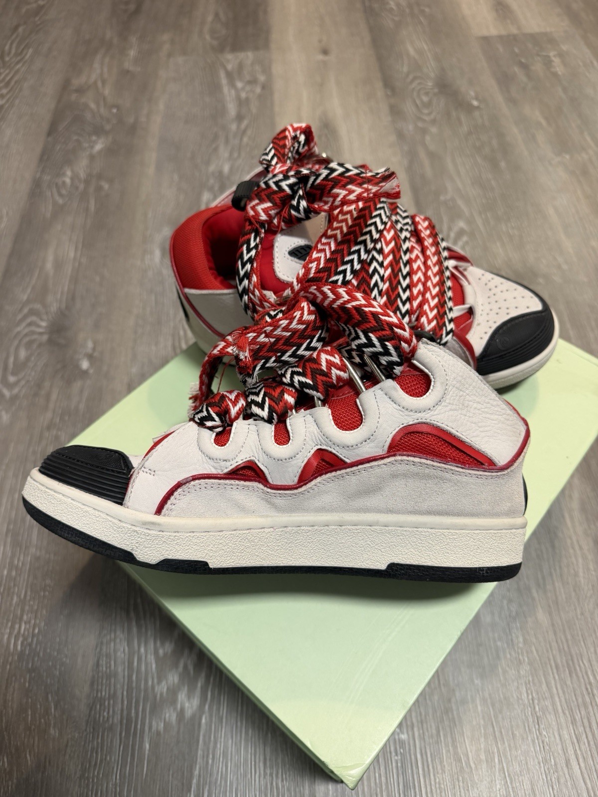 Lanvin size Men’s size 8 Y2K Sneakers White/Red/Black Leather lace-up