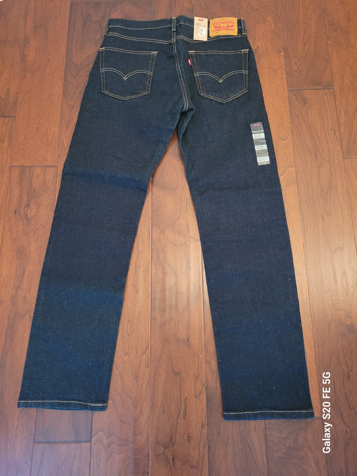 NWT Levis 505 Jeans Men’s 32×32 Dark Wash Blue Denim Regular Straight Zip Fly