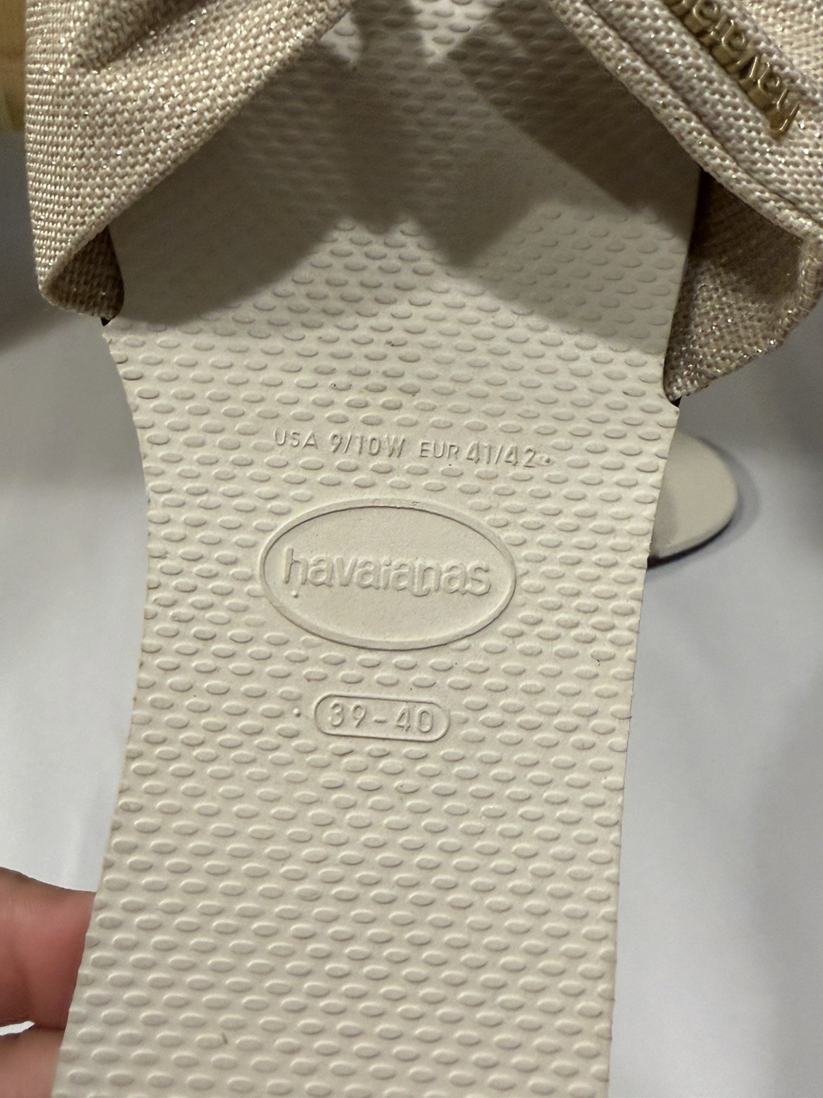 Havaianas You St. Tropez Metallic Shine Sandals Flip Flops Beige Women’s 9/10