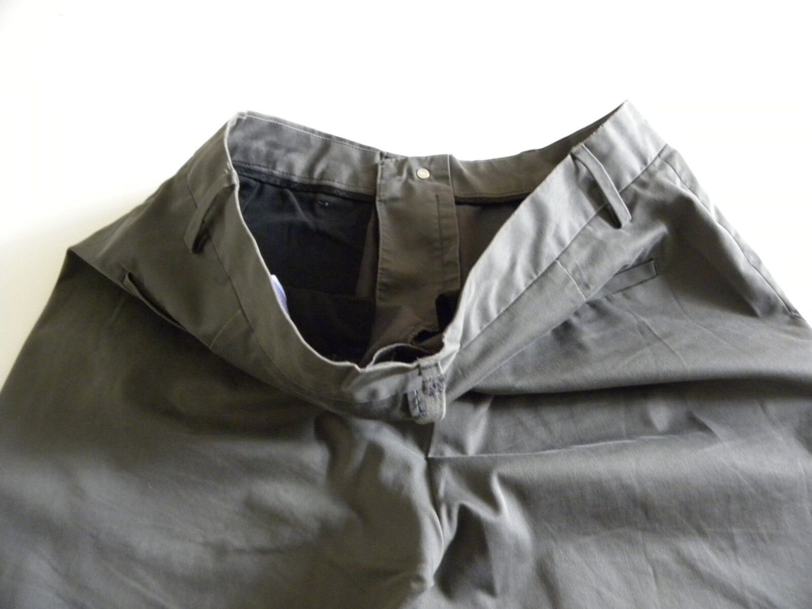 Banana Republic Aiden Slim Fit Chino Pants Men’s 32×30 Dark Gray Greenish